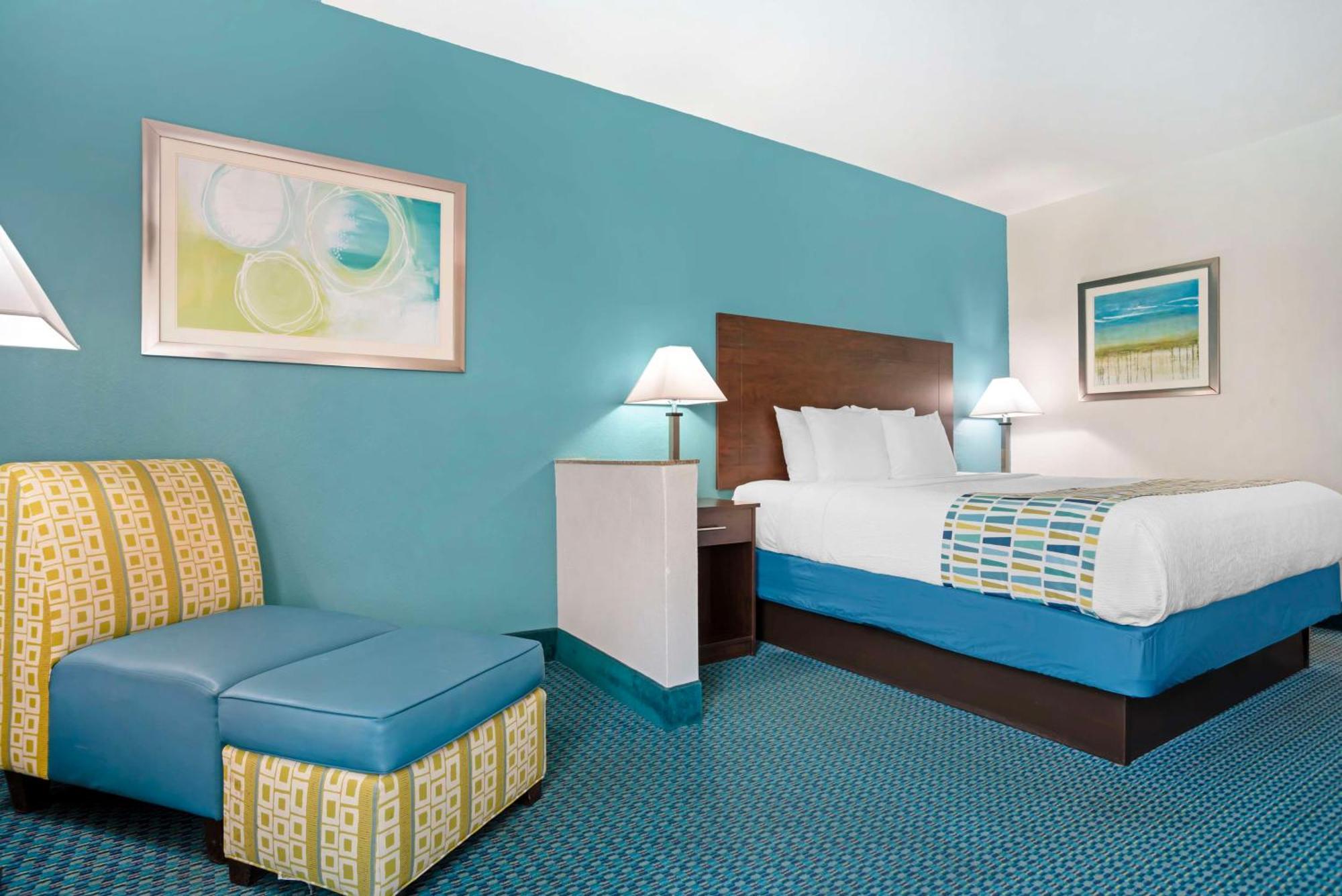 Hotel Western Blue Angel 3*