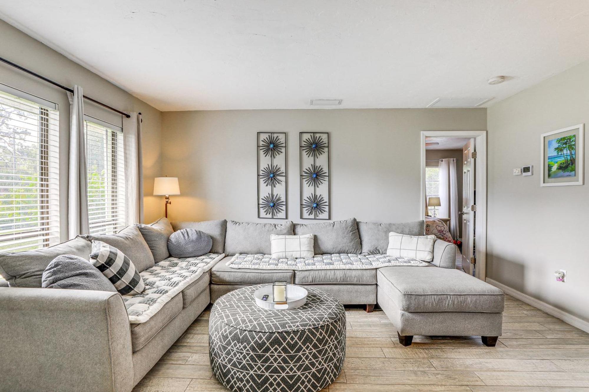 Holiday home Lovely Retreat Walk To Manasota Key Beach!