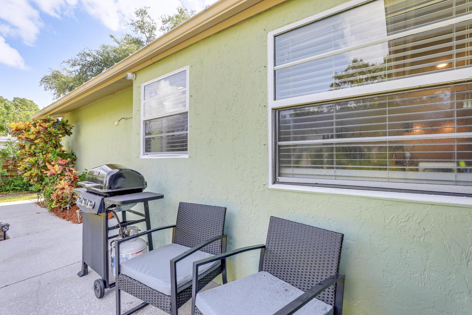Lovely Retreat Walk To Manasota Key Beach! Holiday home *