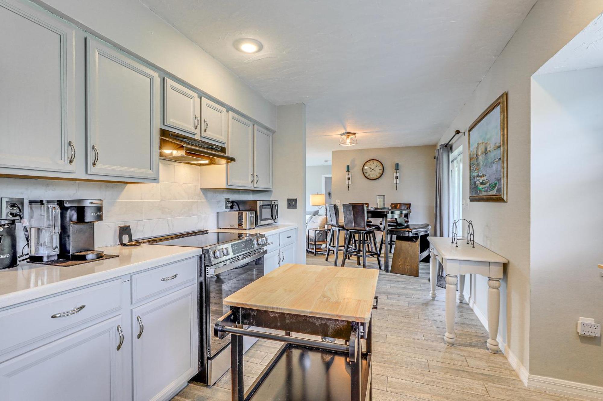 Holiday home Lovely Retreat Walk To Manasota Key Beach!