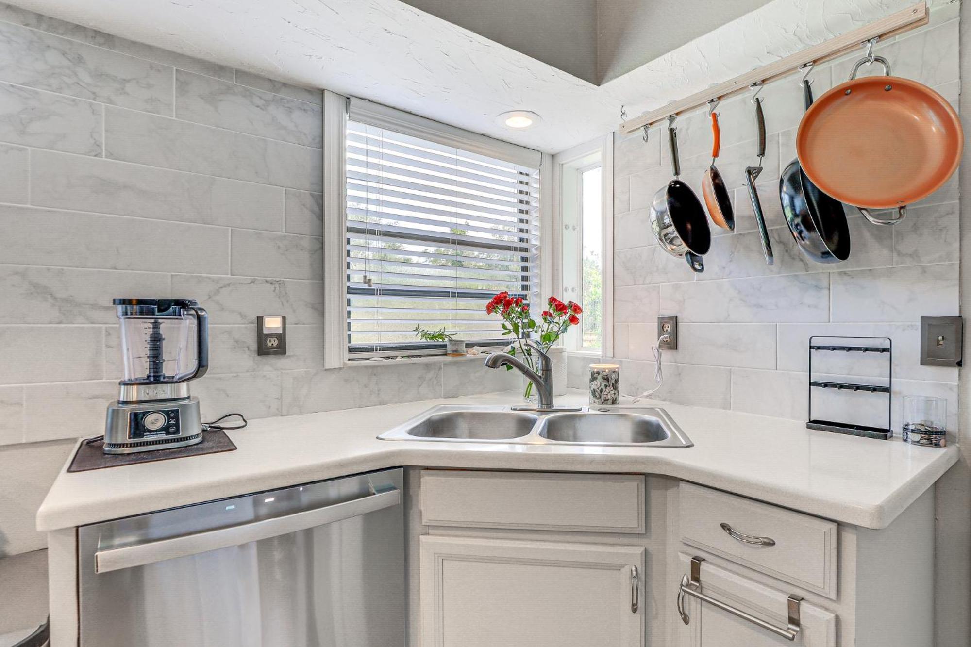 Holiday home Lovely Retreat Walk To Manasota Key Beach! *