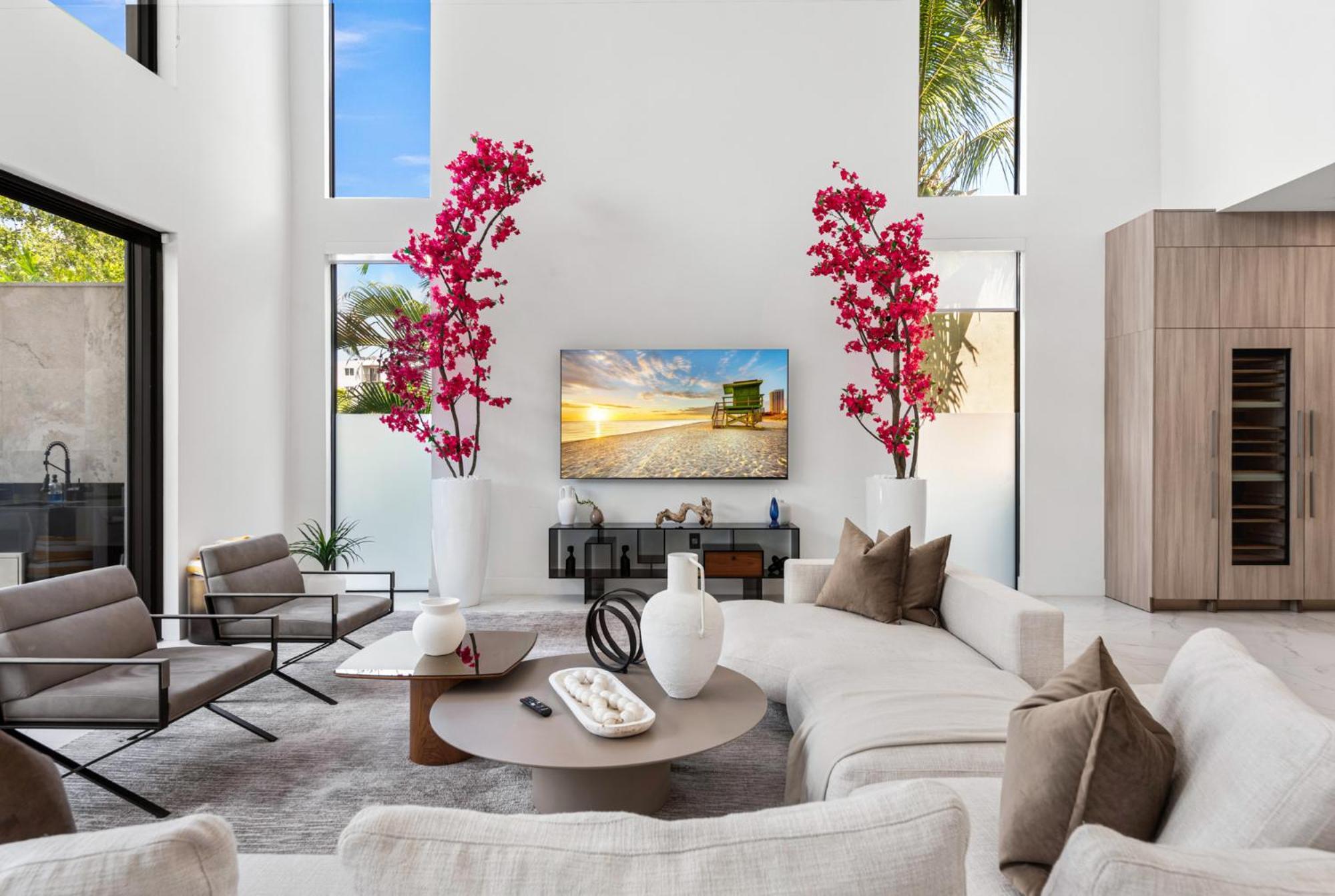 Waterfront 6 Bedrooms Sleeps 14 People Miami