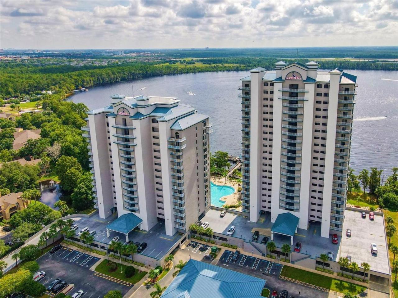 Aparthotel Sunshine Oasis - Orlando Lakefront Luxury *