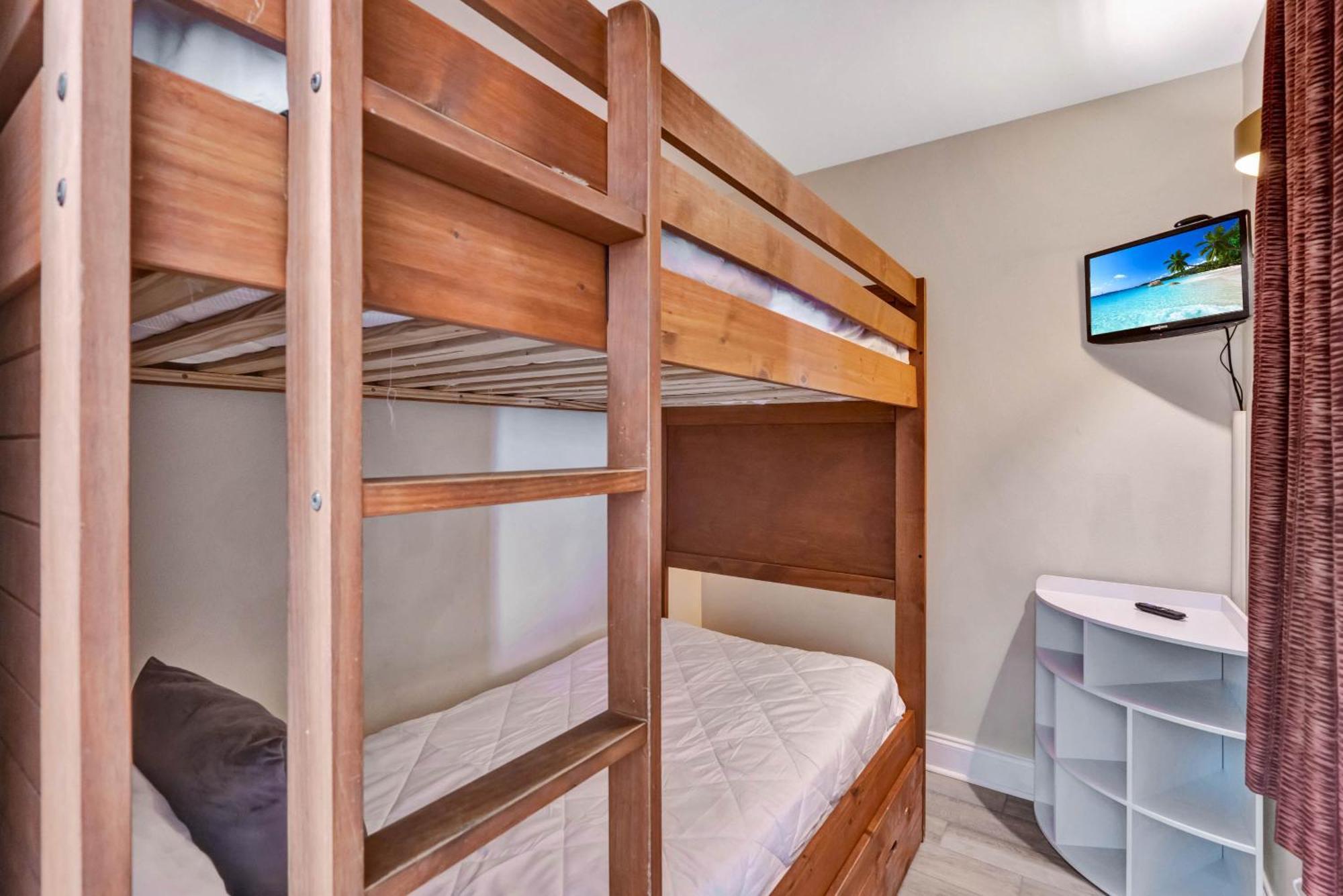 Aparthotel Sunshine Oasis - Orlando Lakefront Luxury