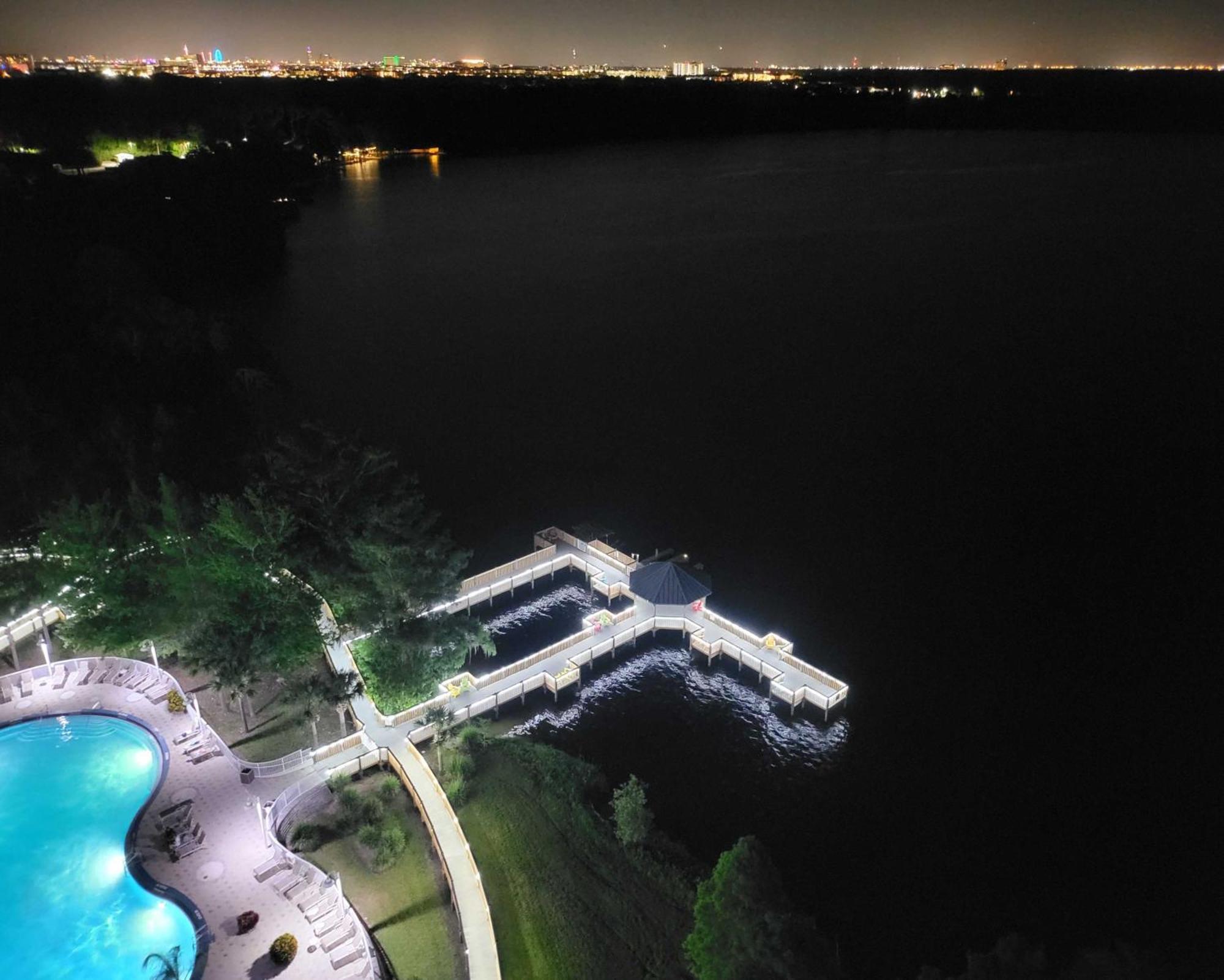 Sunshine Oasis - Orlando Lakefront Luxury Aparthotel Lake Buena Vista
