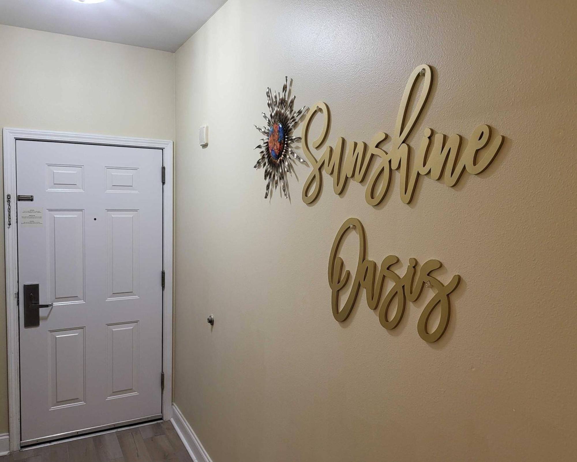 Sunshine Oasis - Orlando Lakefront Luxury Aparthotel
