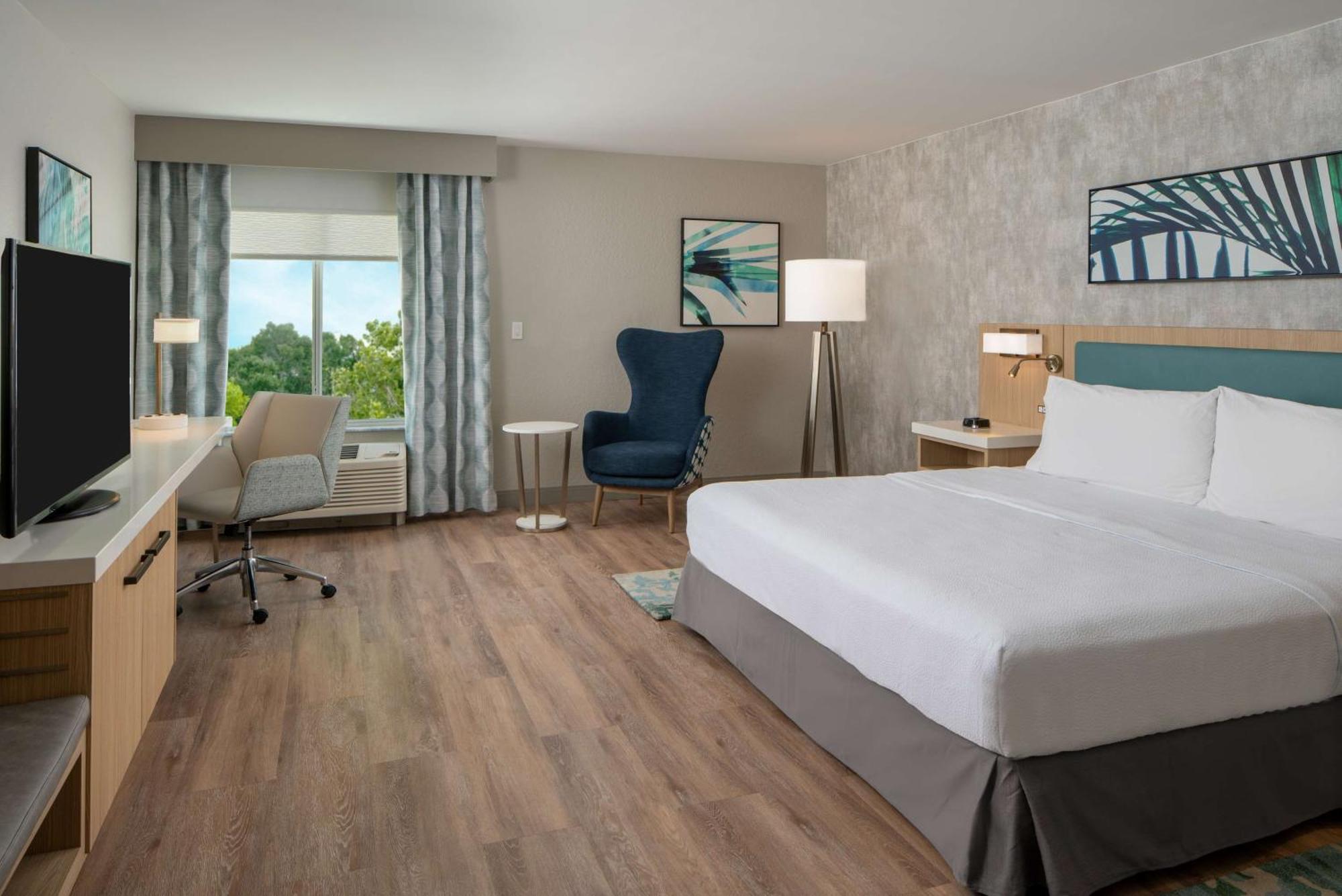 Hotel Hilton Garden Airport