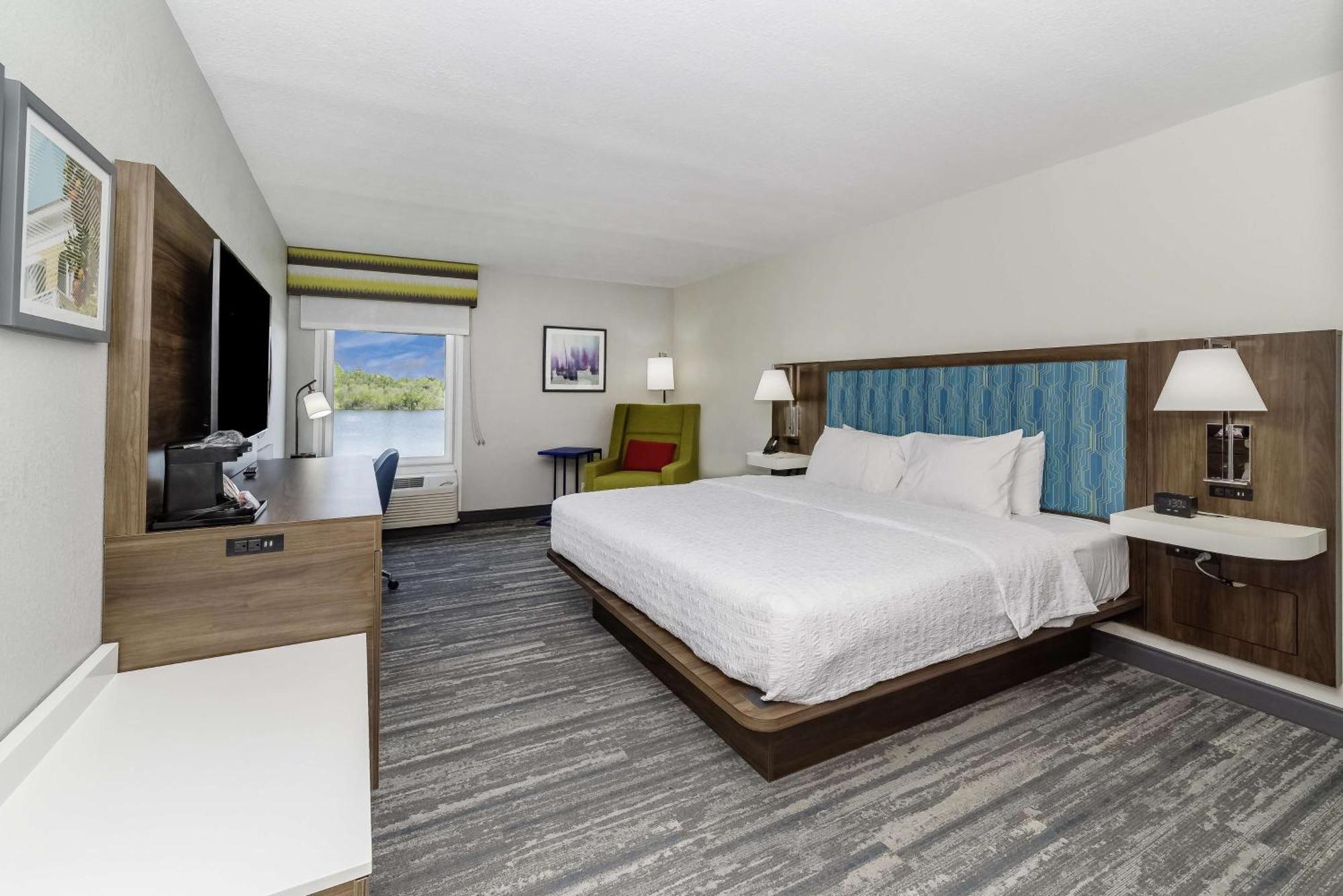 Hotel Hampton 3*