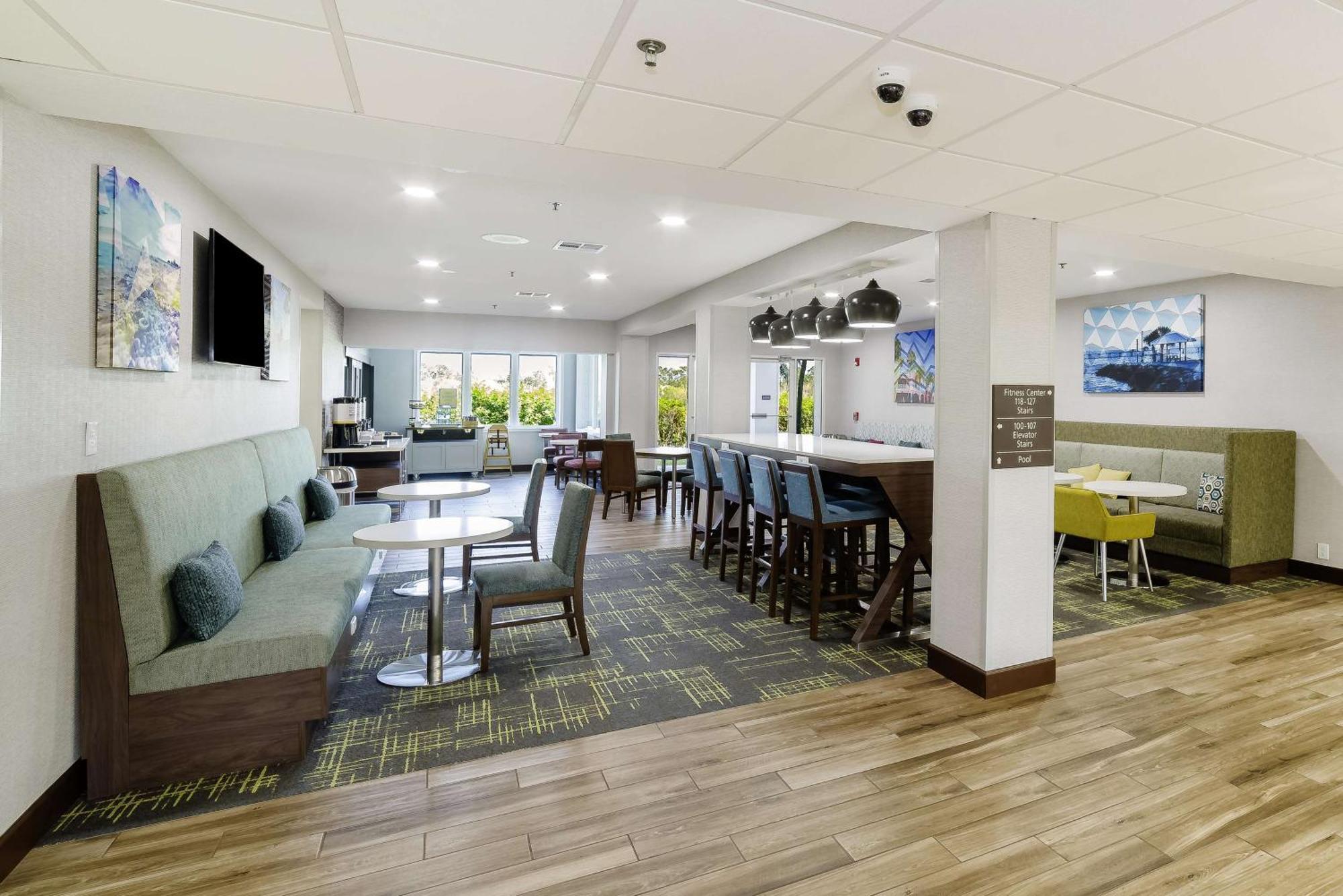 Hotel Hampton