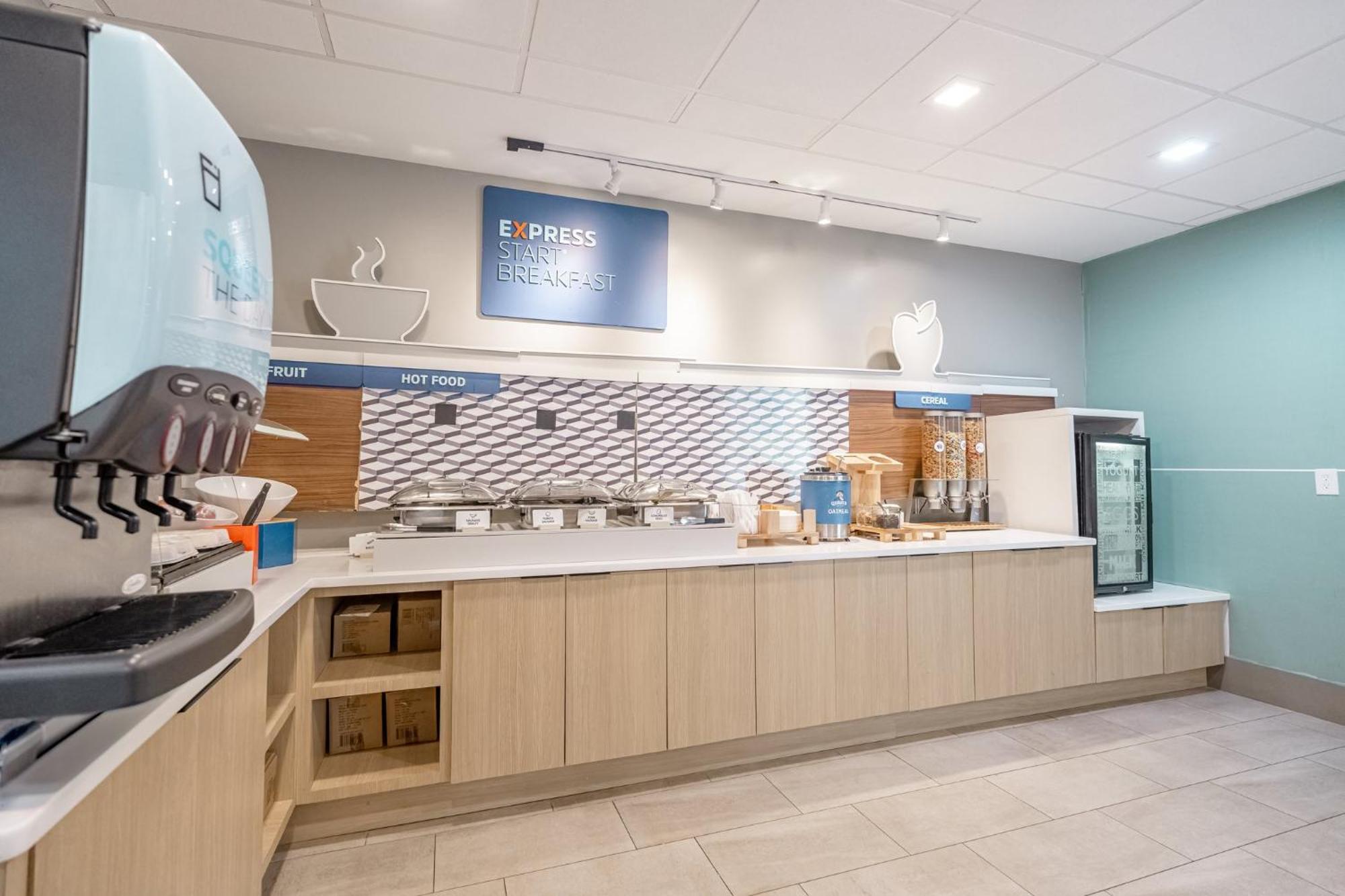 Express & Cocoa By Ihg 2* Cocoa Beach