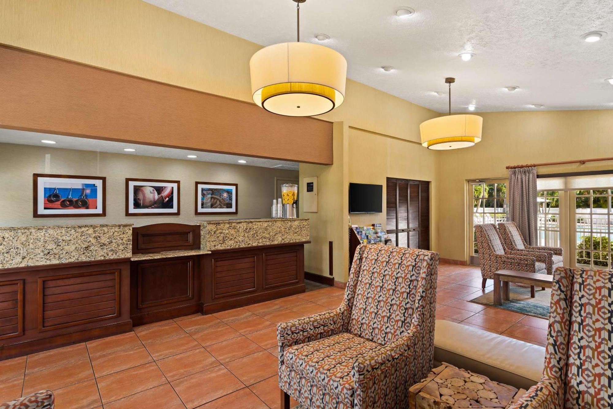 Hotel Western