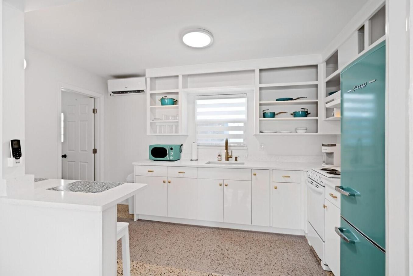 Coastal By Pmi Holiday home