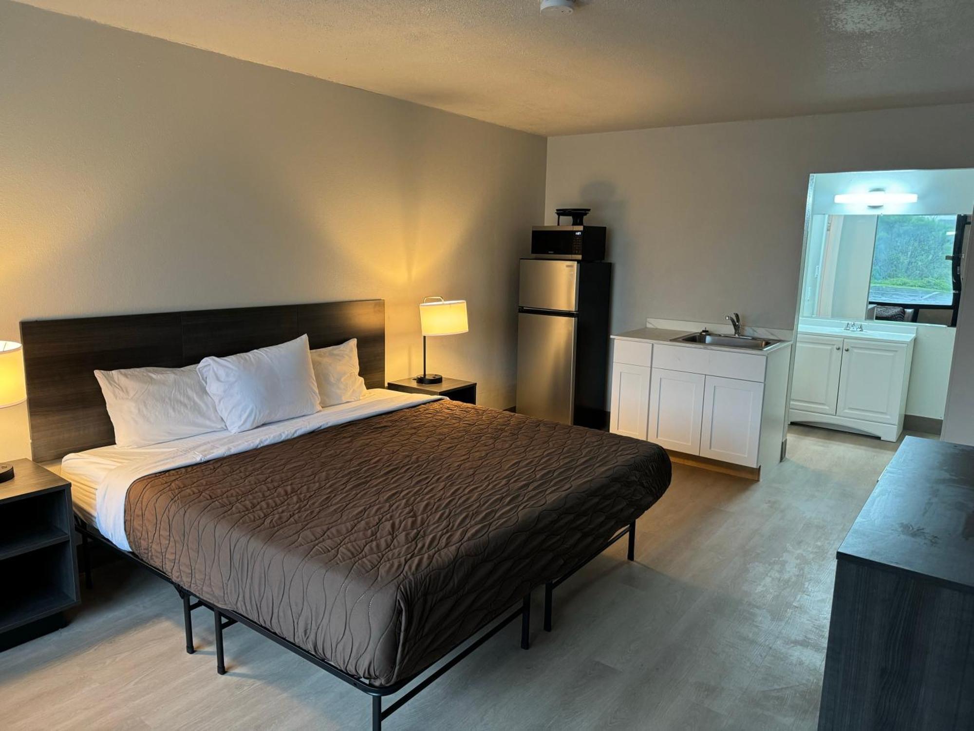 Stayable Jax West Hotel