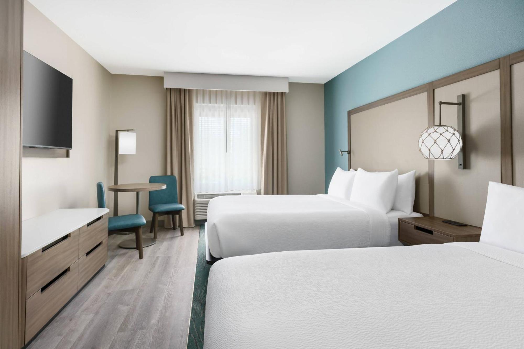 Fairfield By Marriott & Florida Keys 3*
