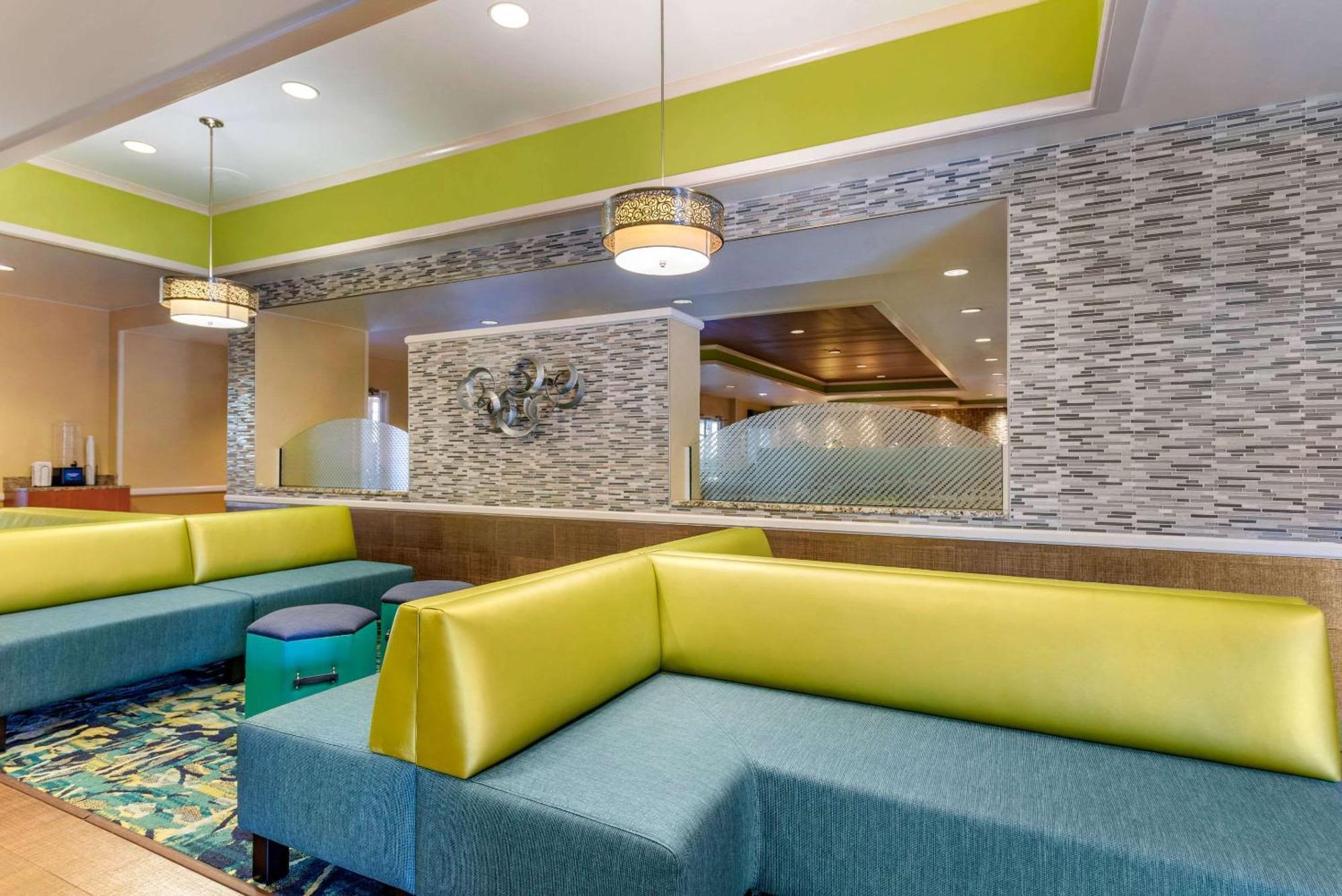Comfort & Near Universal Resort-convention Ctr Hotel