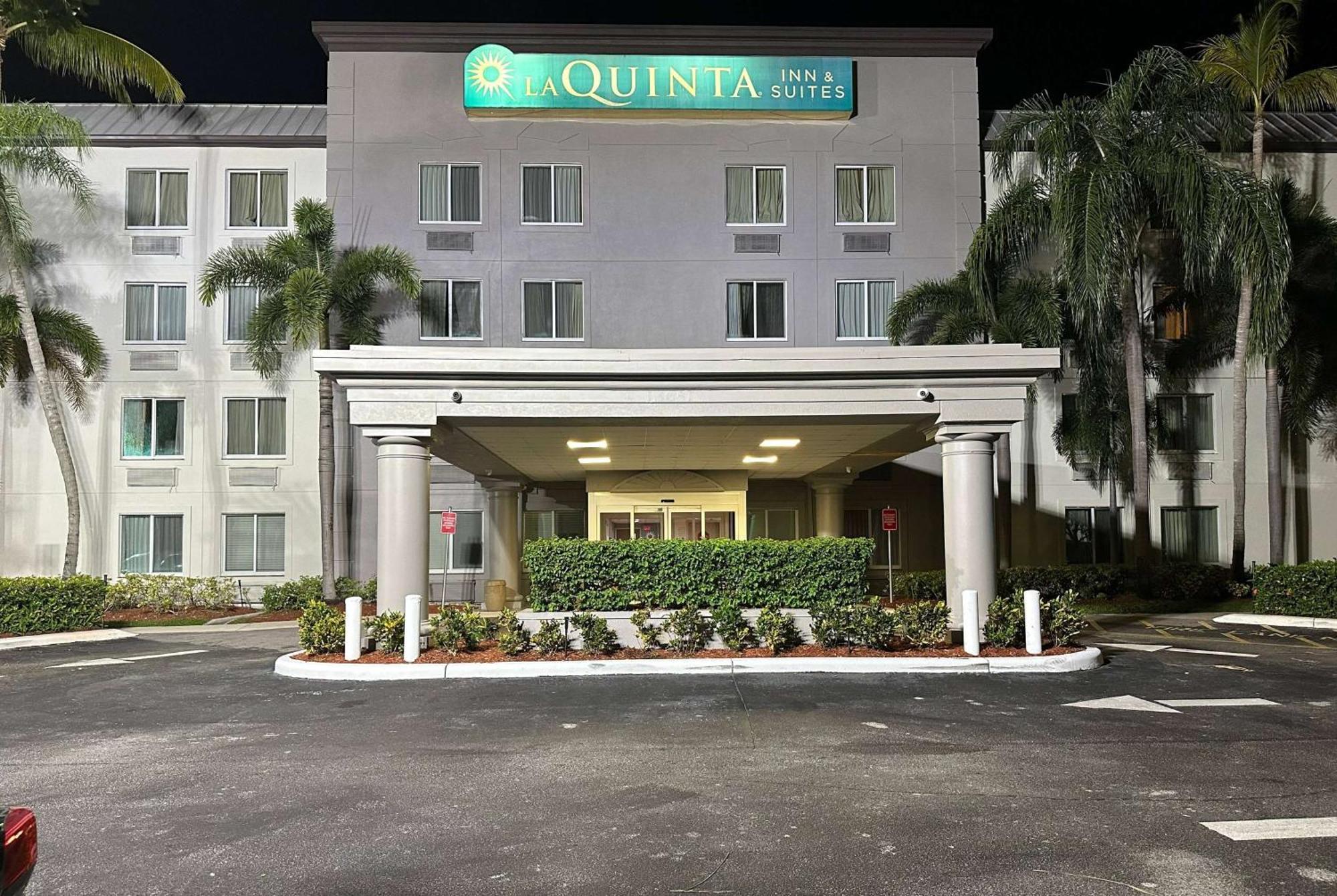 La Quinta & By Wyndham Sawgrass 3* Sunrise
