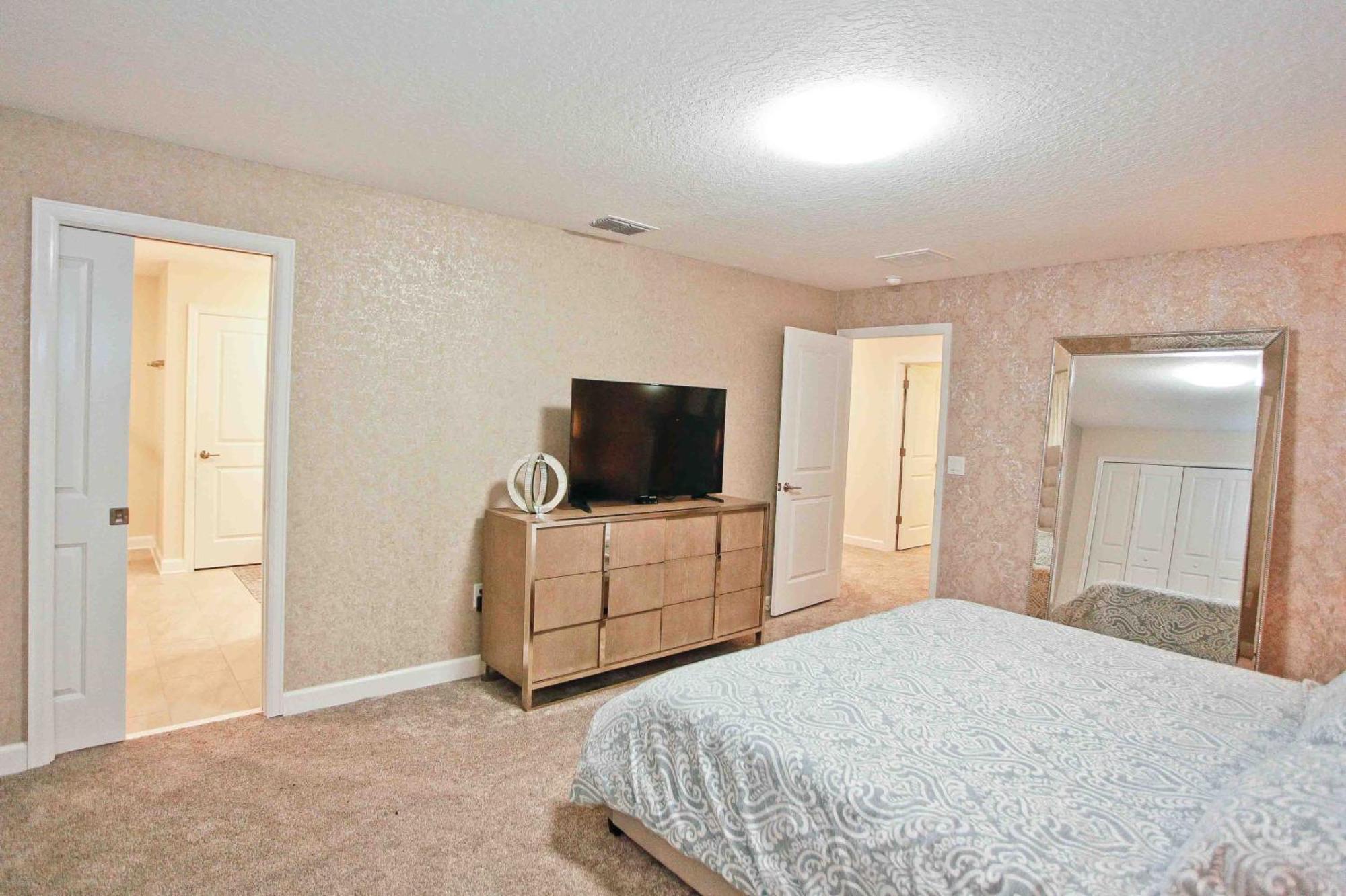 - Storey 159 * Kissimmee
