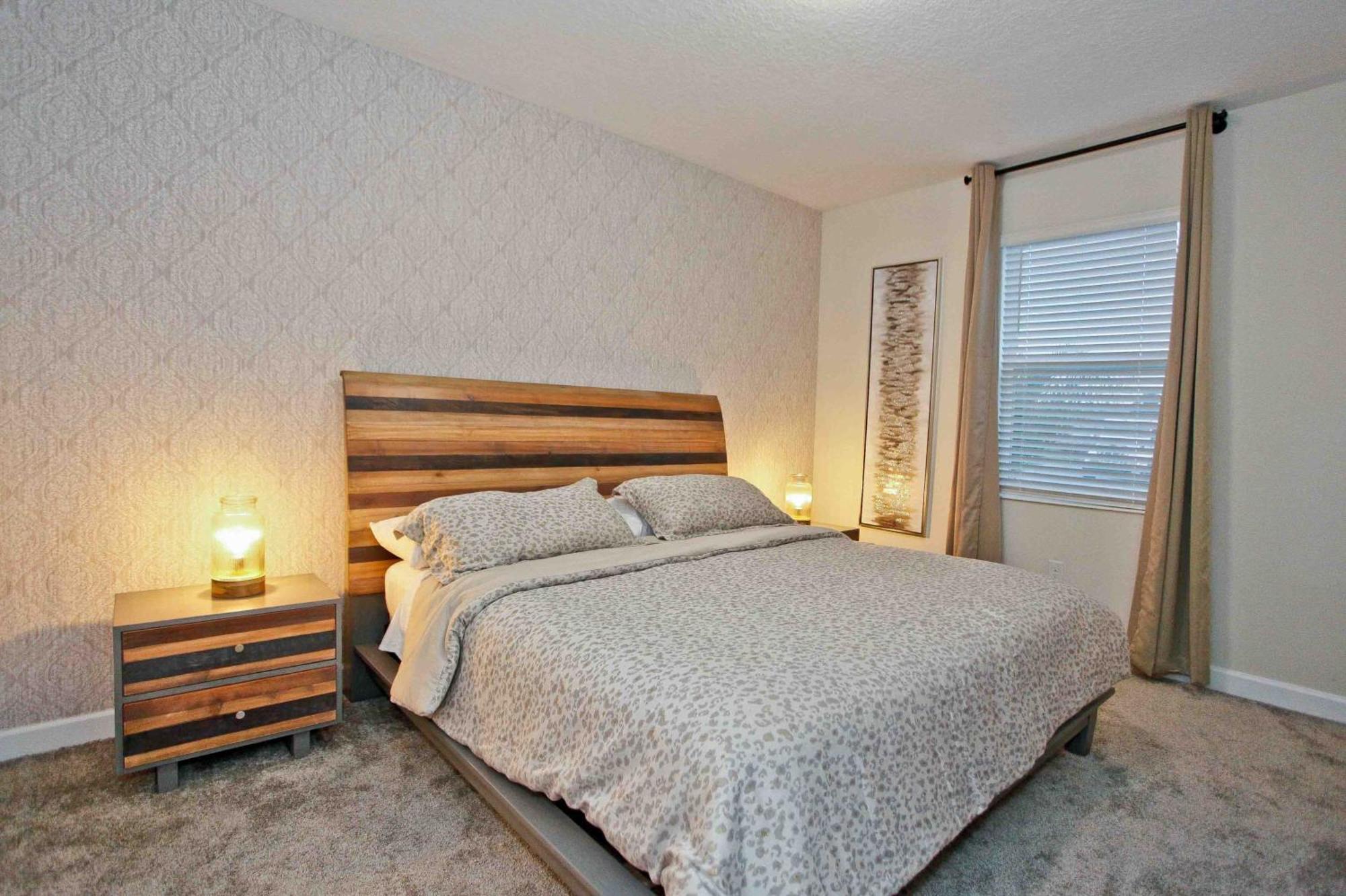 - Storey 159 * Kissimmee