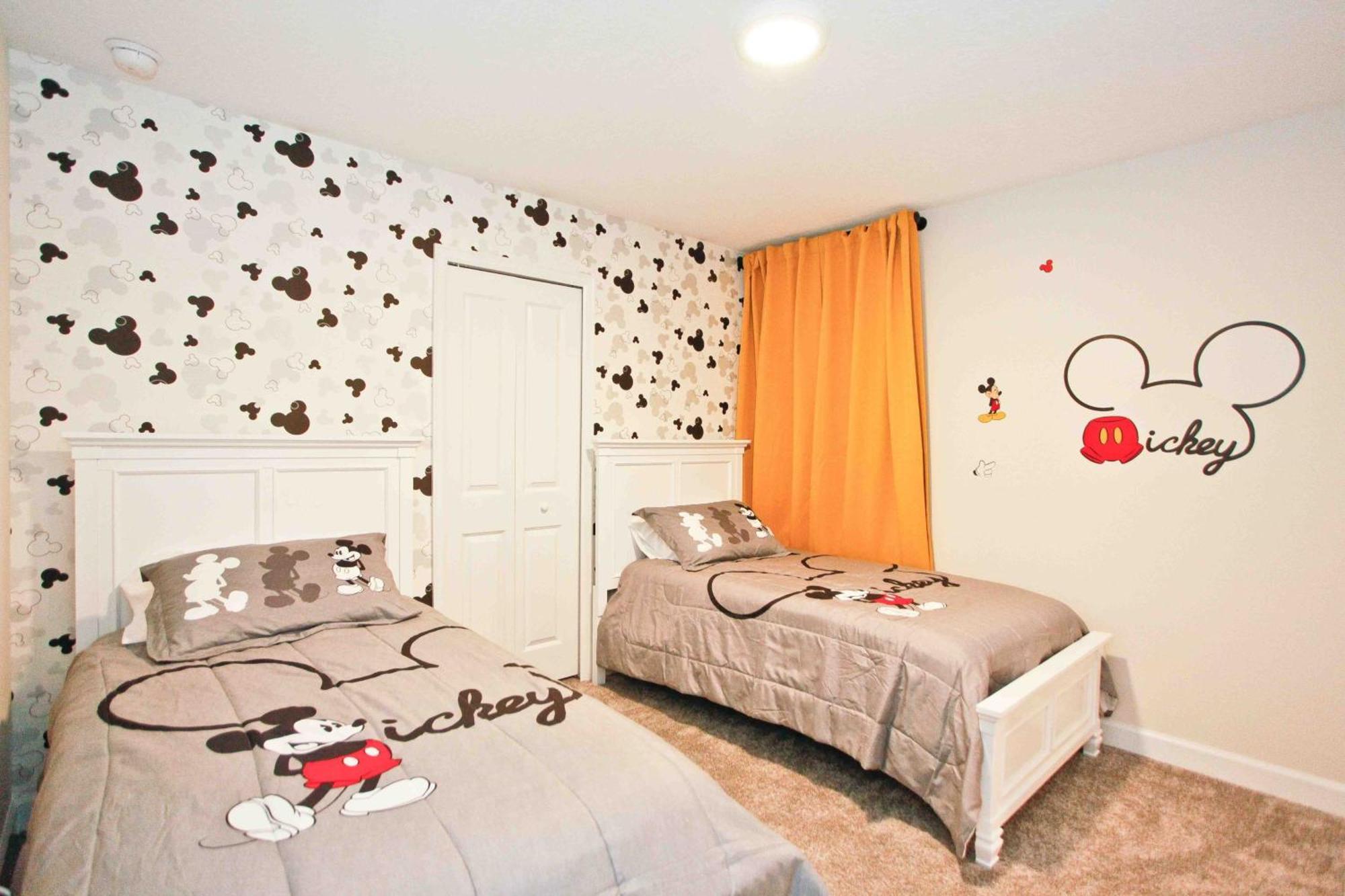 - Storey 159 Villa Kissimmee