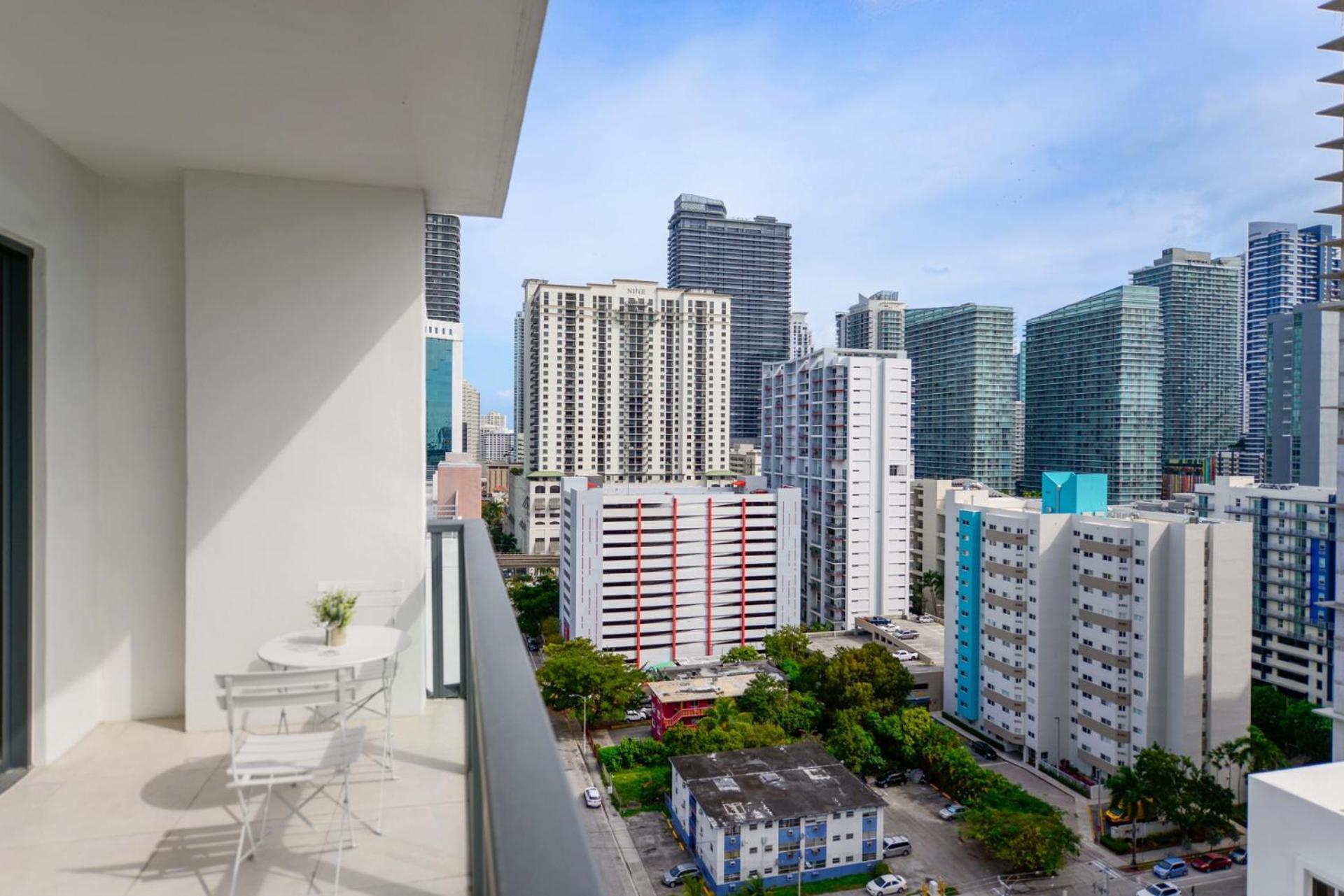 Apartment With Amazing Views In The Heart Of Brickell *