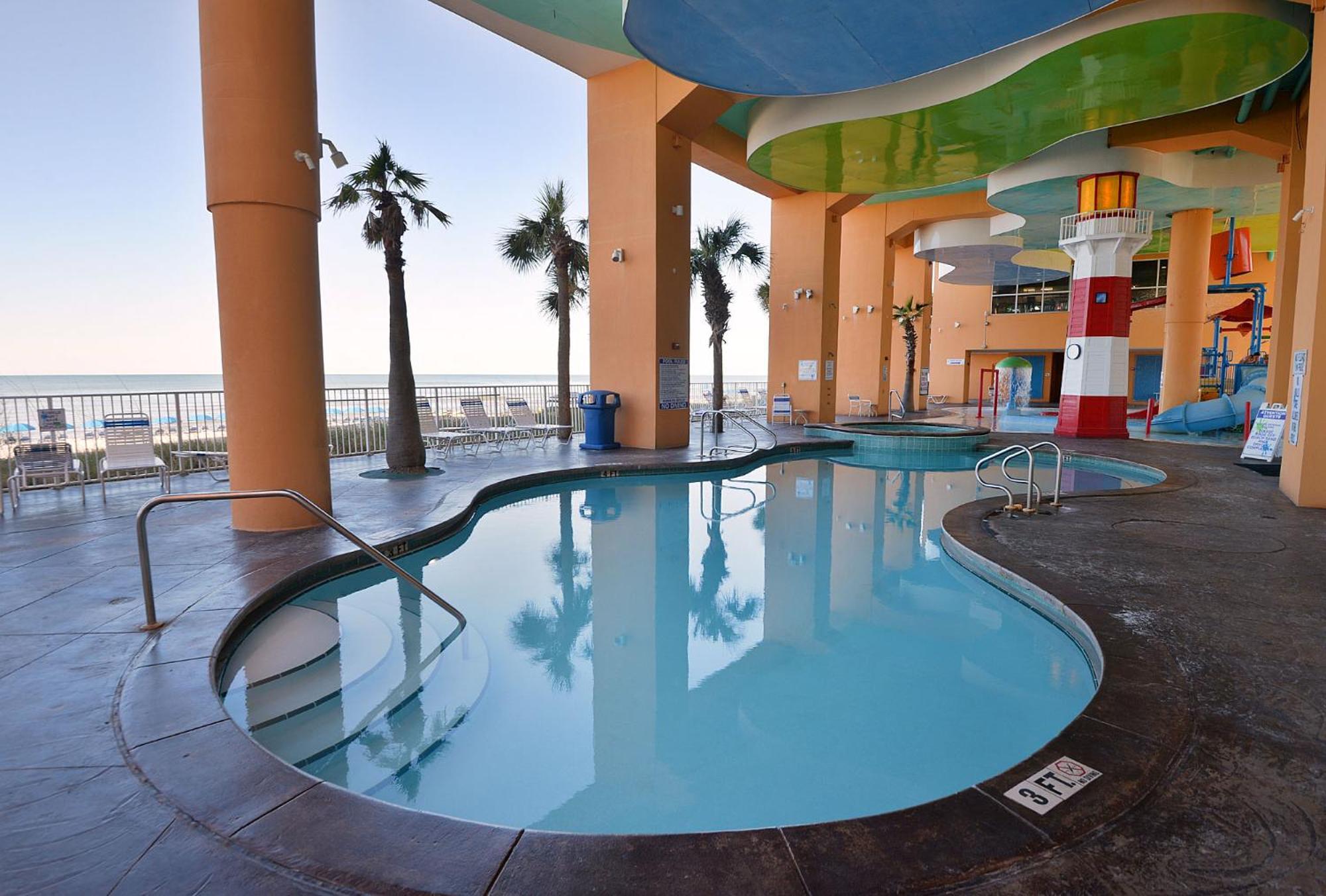 Beachfront Oasis At Splash And Aparthotel