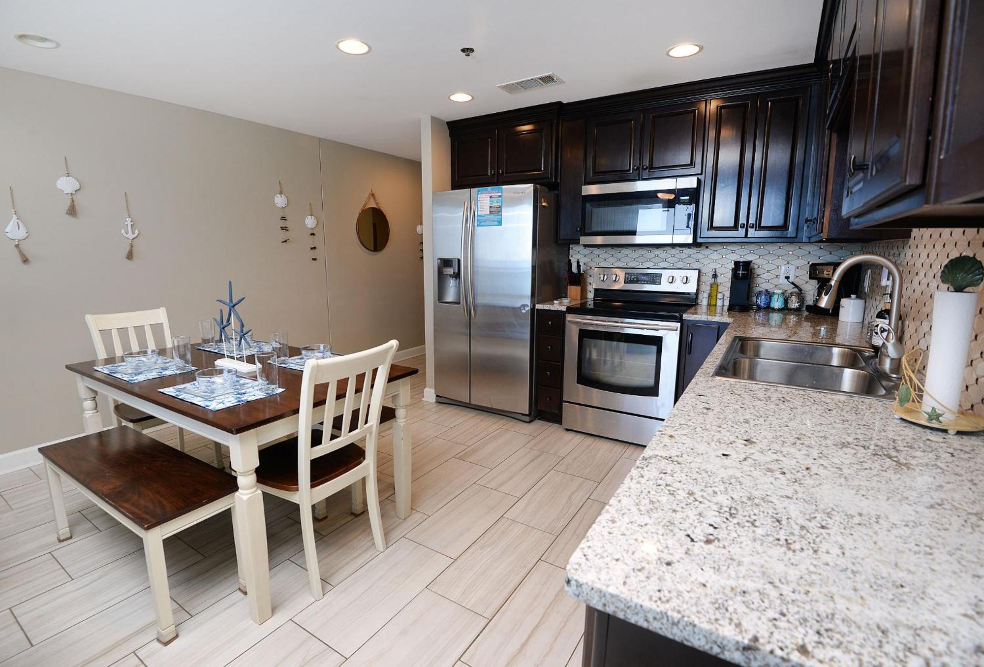 Beachfront Oasis At Splash And