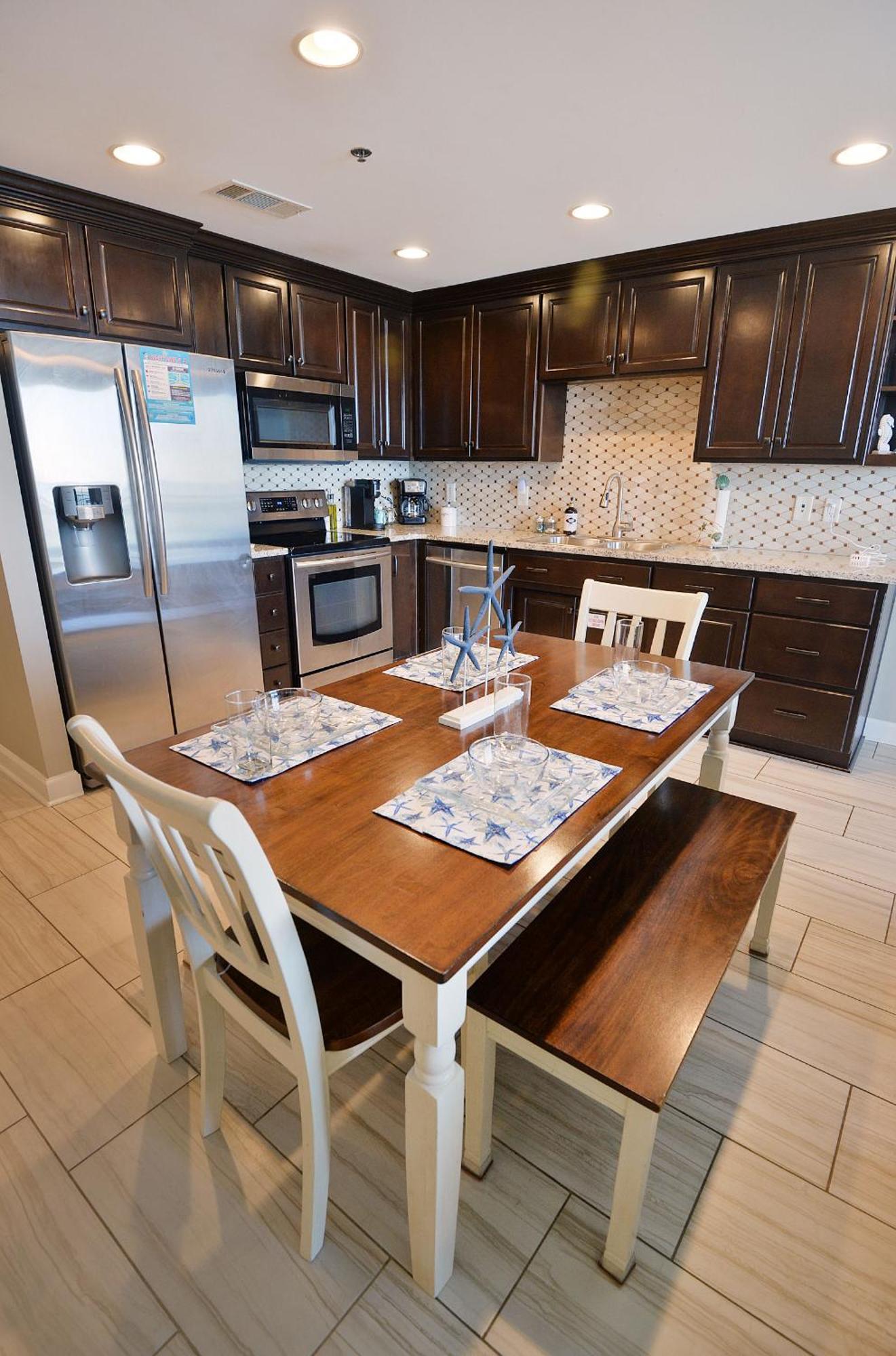 Beachfront Oasis At Splash And