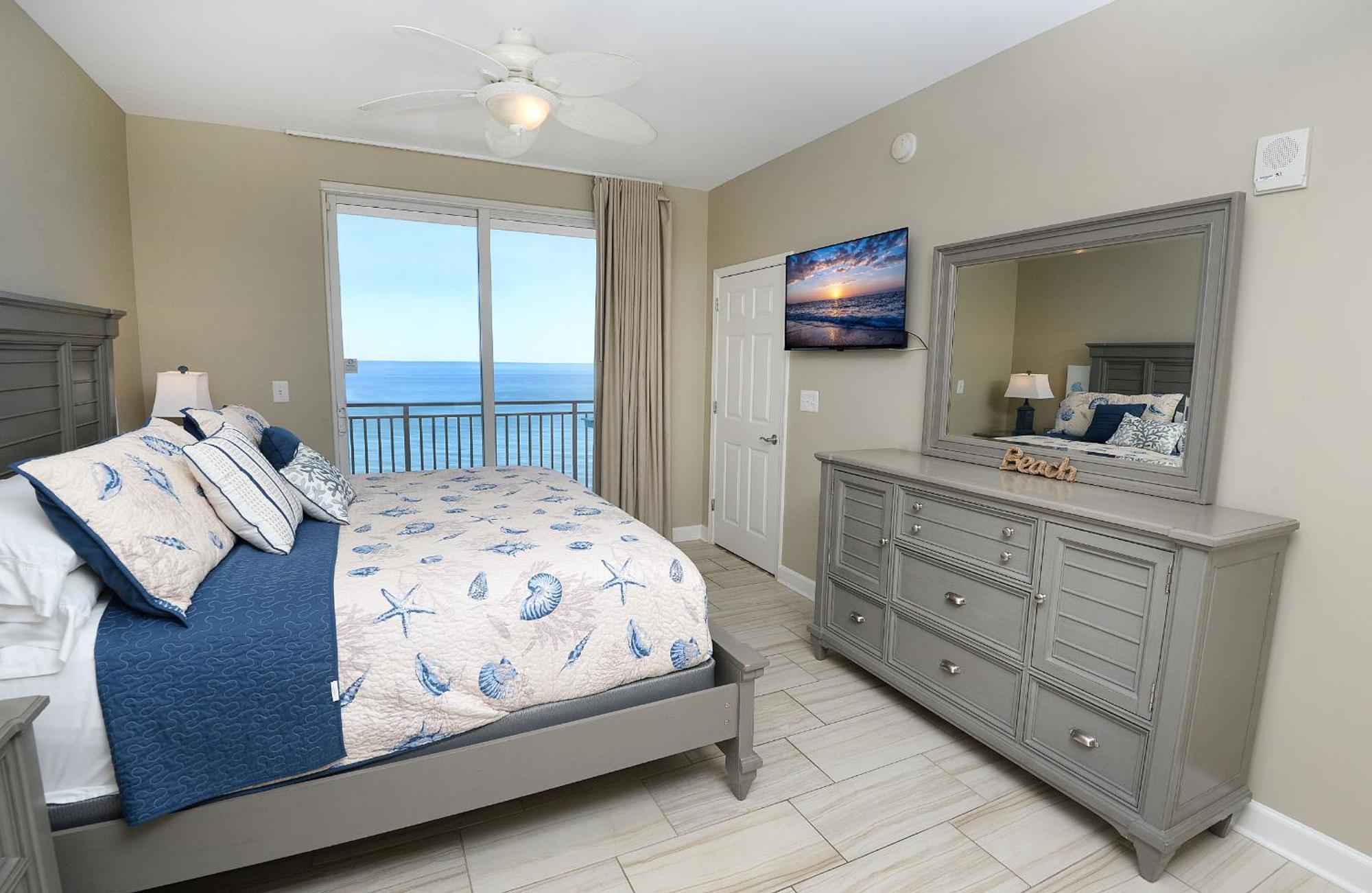 Aparthotel Beachfront Oasis At Splash And