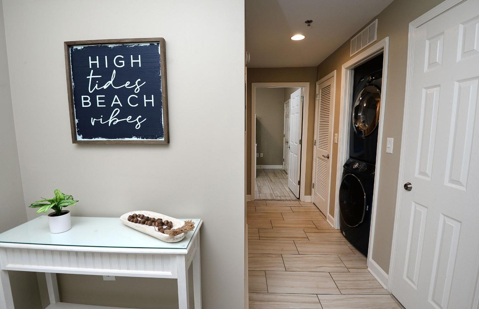 Aparthotel Beachfront Oasis At Splash And *