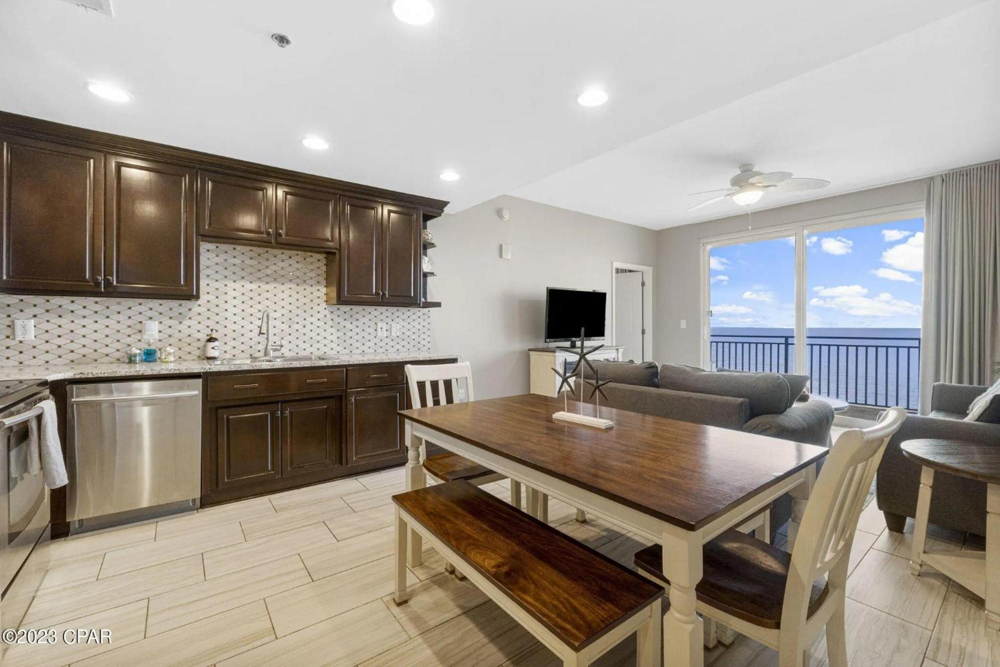 Beachfront Oasis At Splash And * Panama City Beach