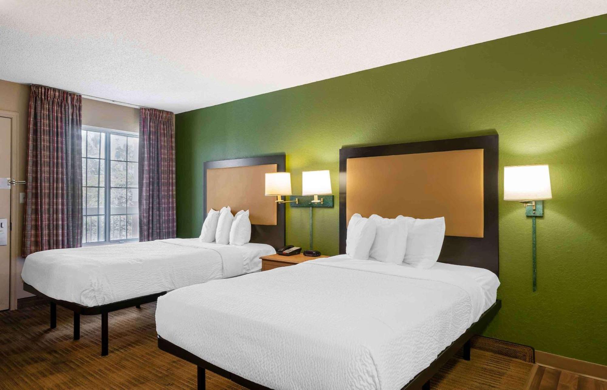 Hotel Extended America - - Carillon Park Clearwater