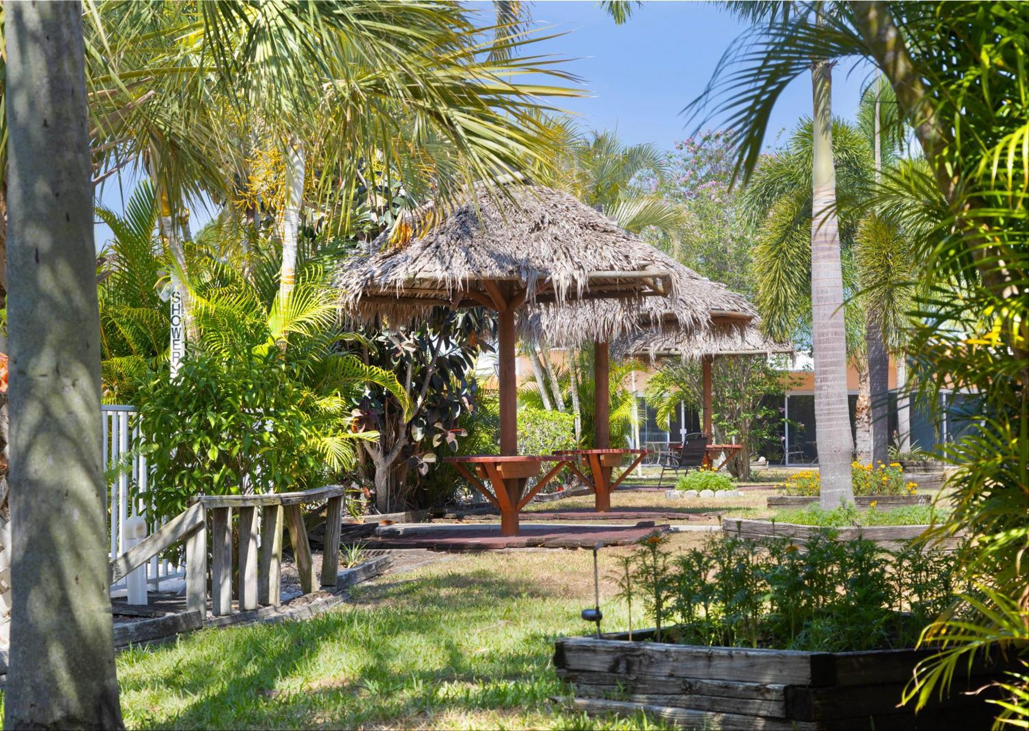 Motel Warm Mineral Springs