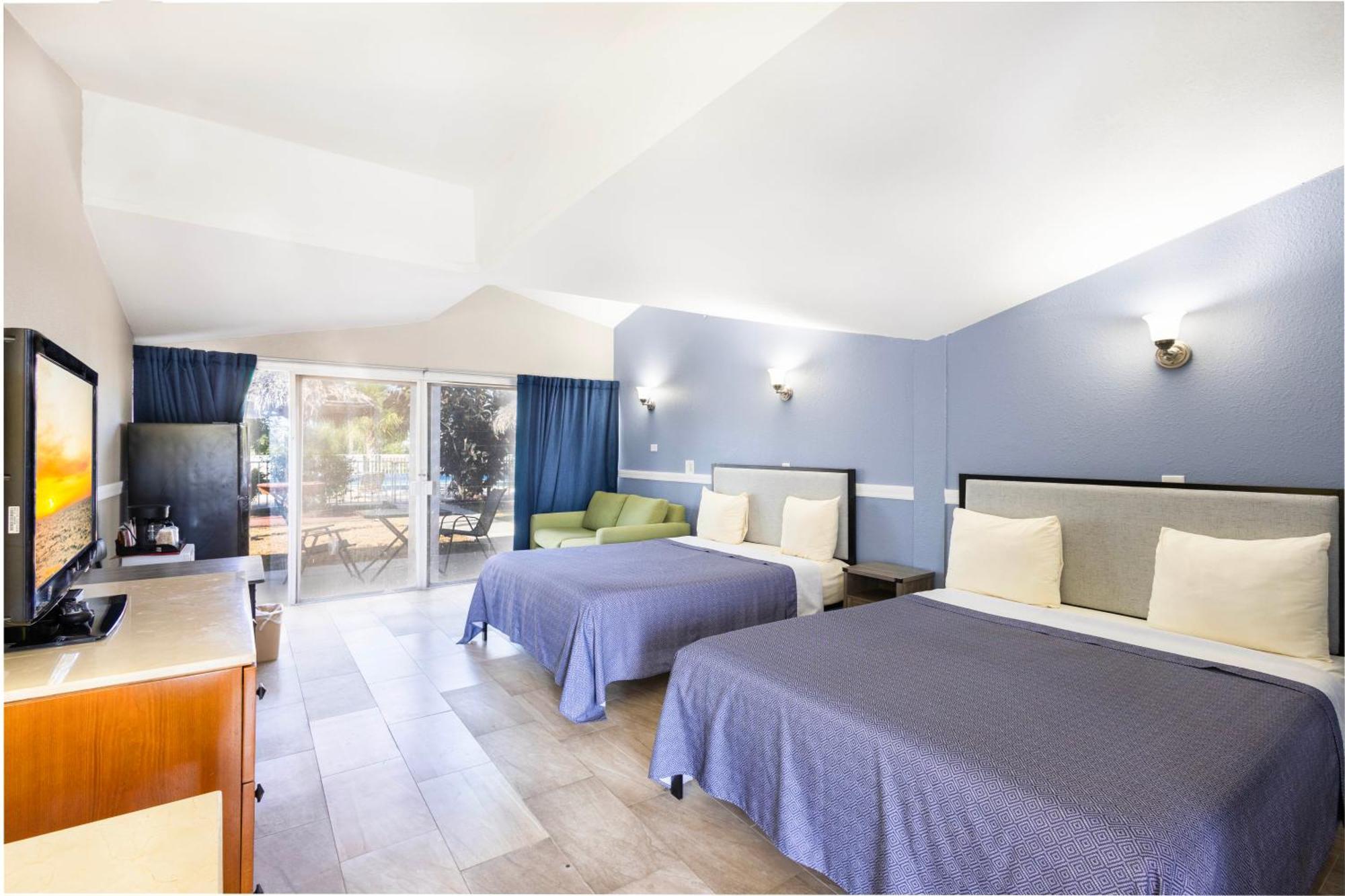 Motel Warm Mineral Springs 2*