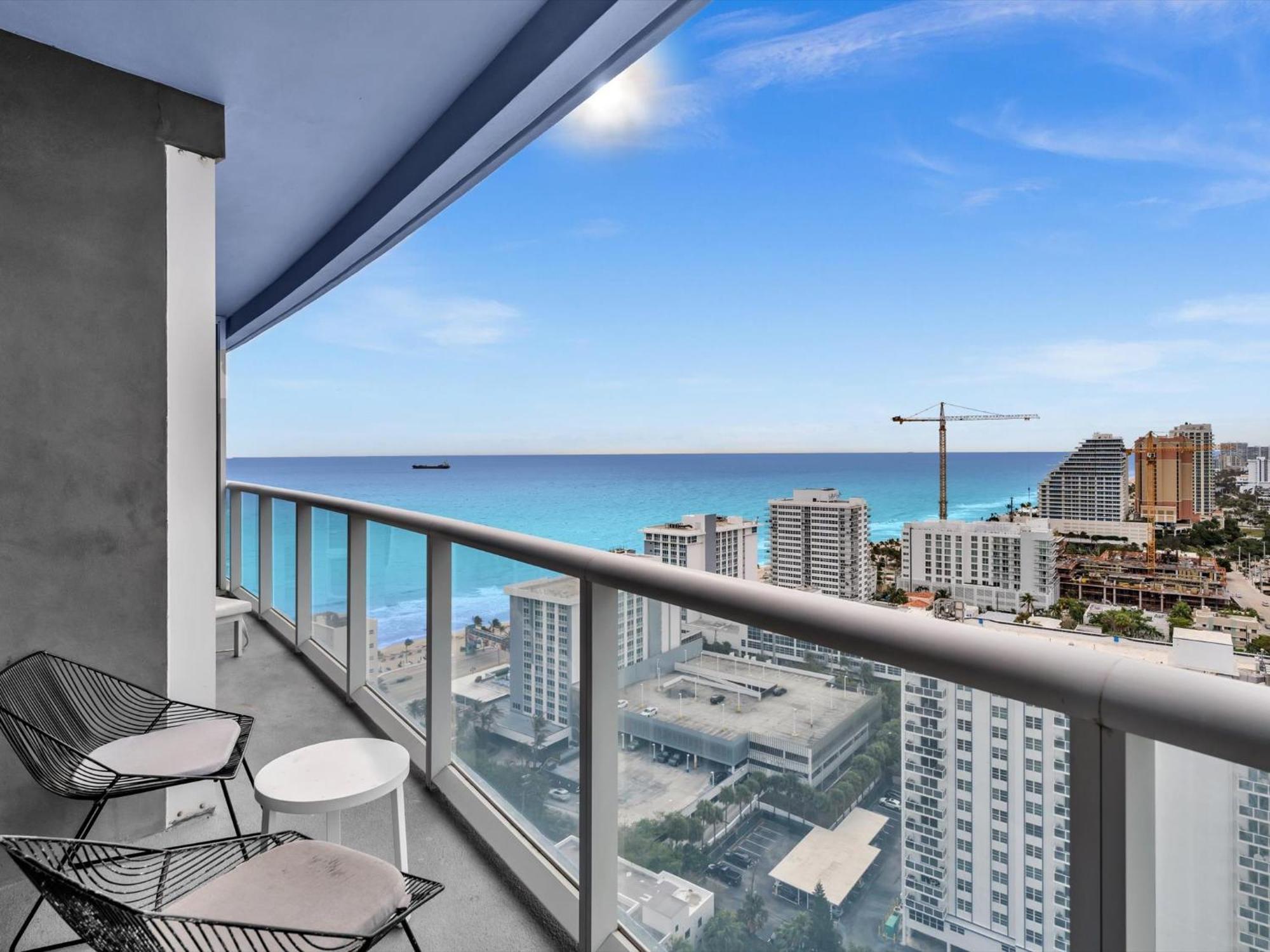 Fll W Residence Penthouse, Amazing Birds Eye Views! Apartment Fort Lauderdale