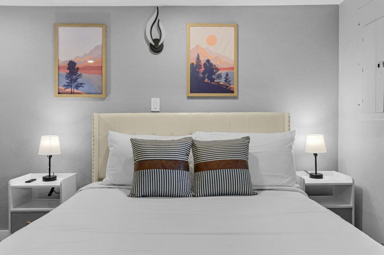 No 1 Largest Private Compound, 11br Sleeps 40 Villa