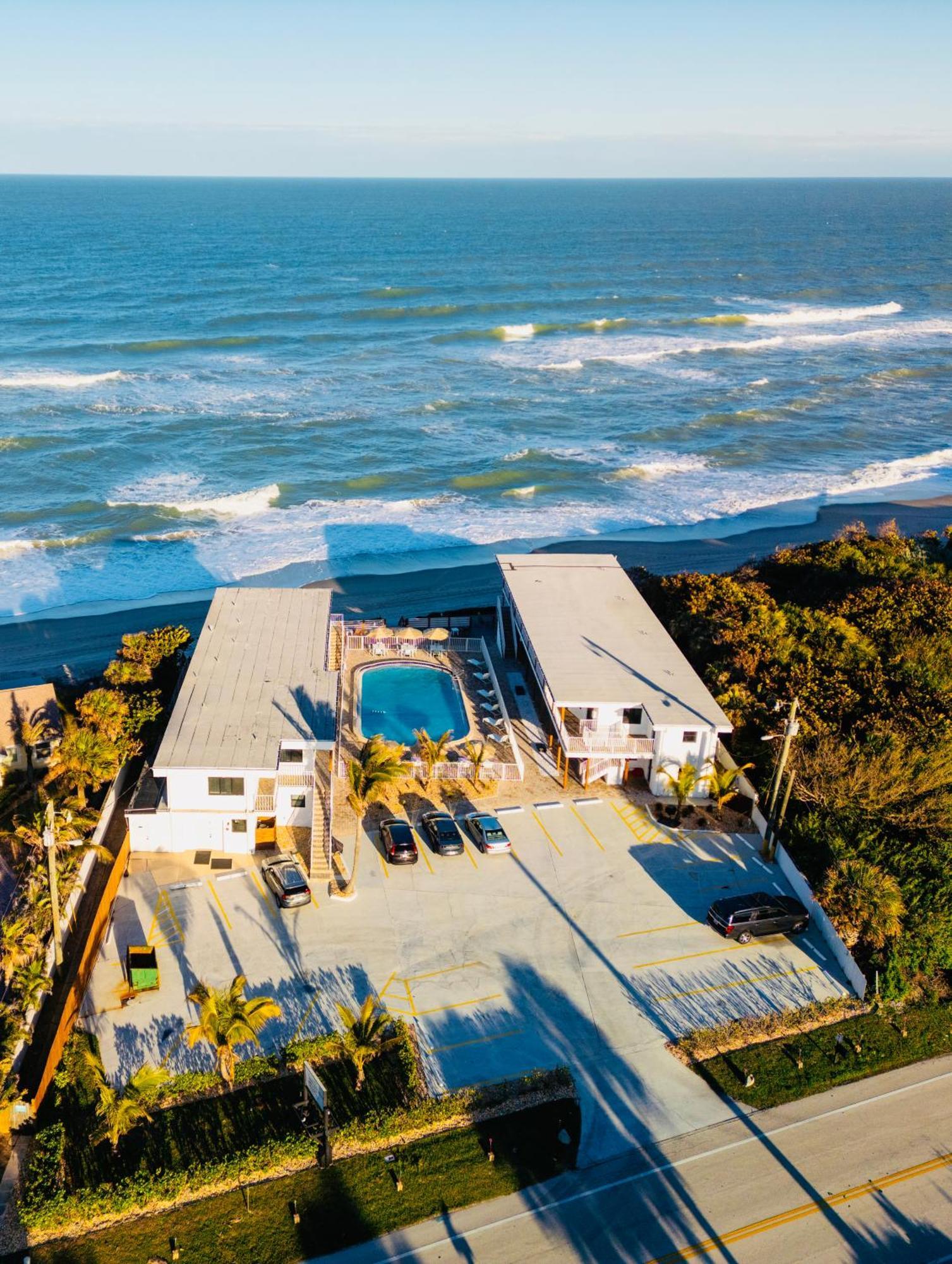 Melbourne & Surf Club