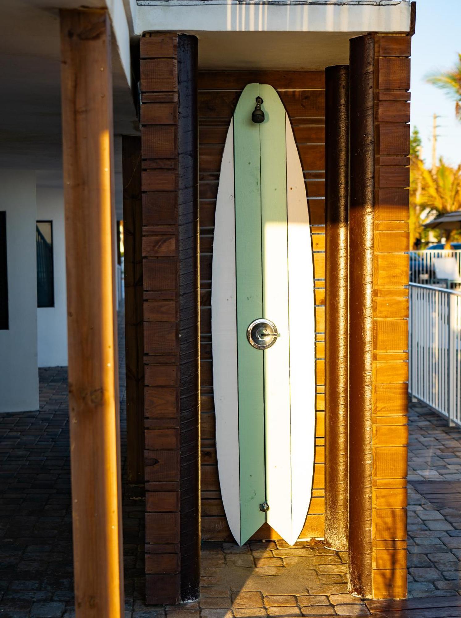 Hotel Melbourne & Surf Club 5*