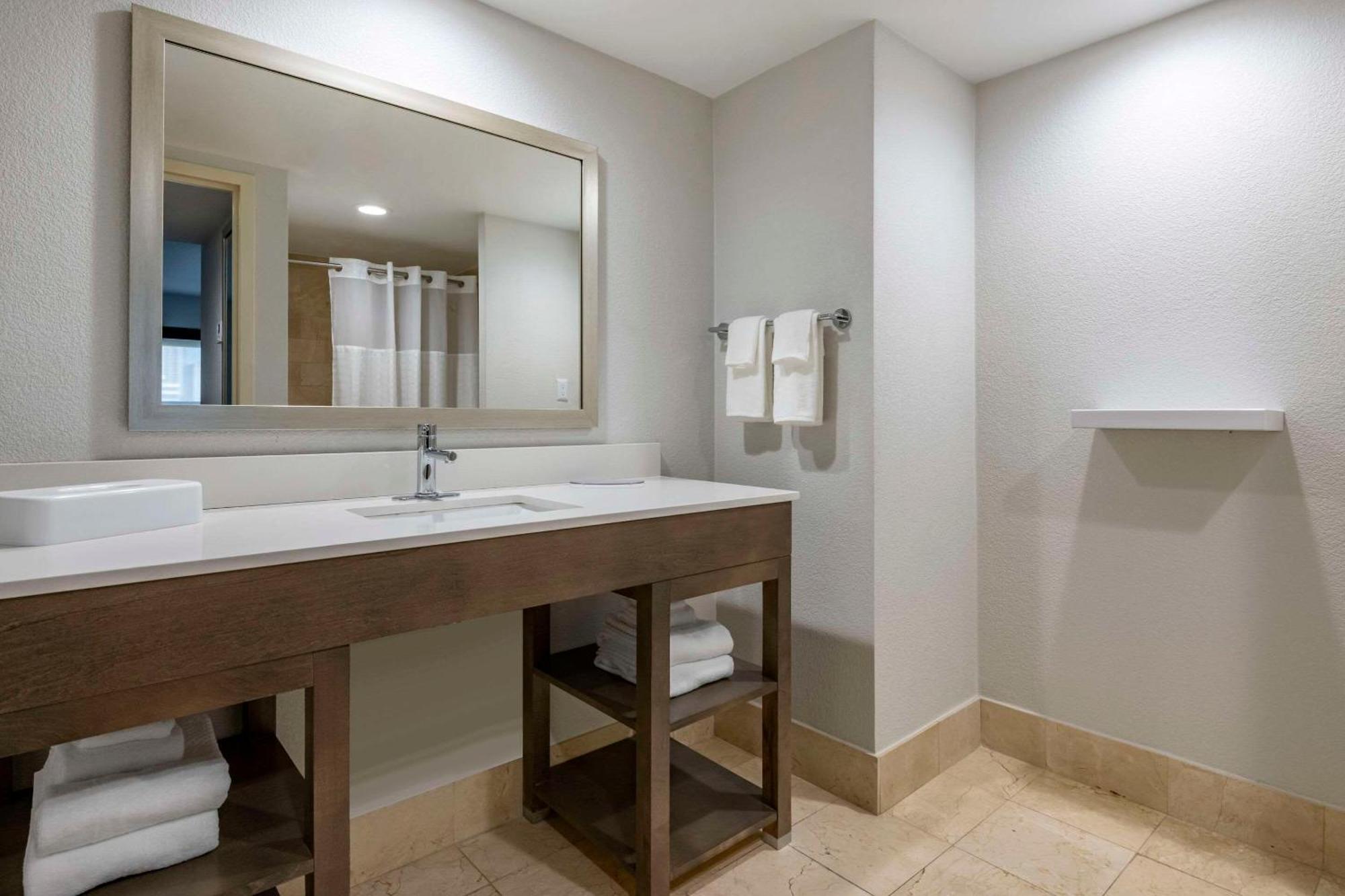 Hotel Comfort & Downtown Brickell-port Of 4*