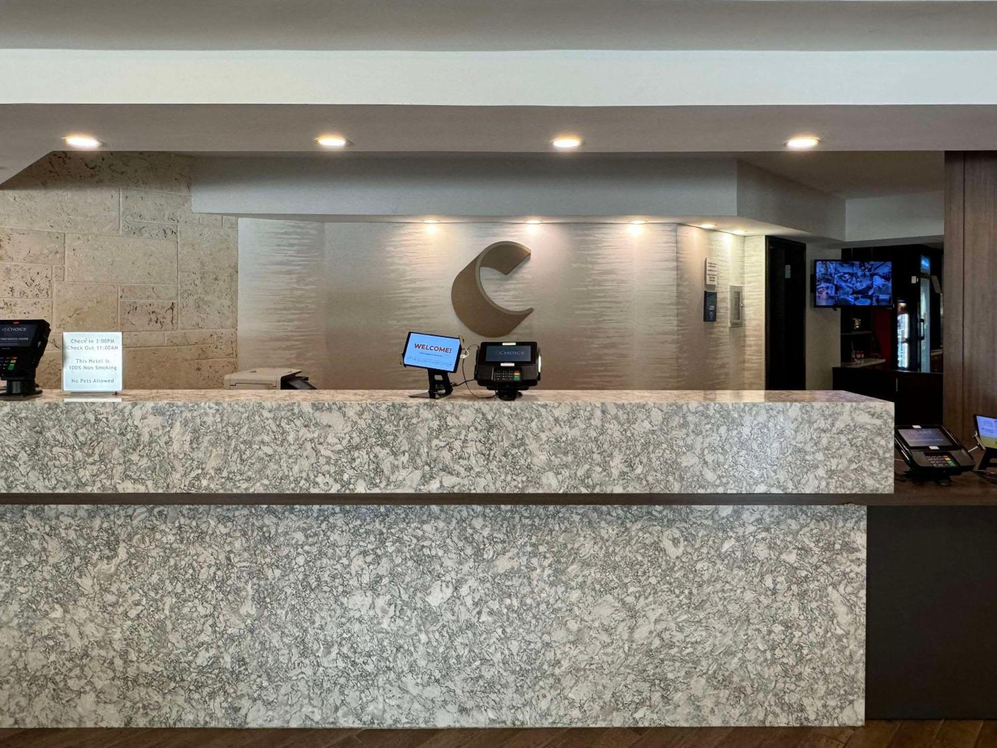 Comfort & Downtown Brickell-port Of Hotel 4*