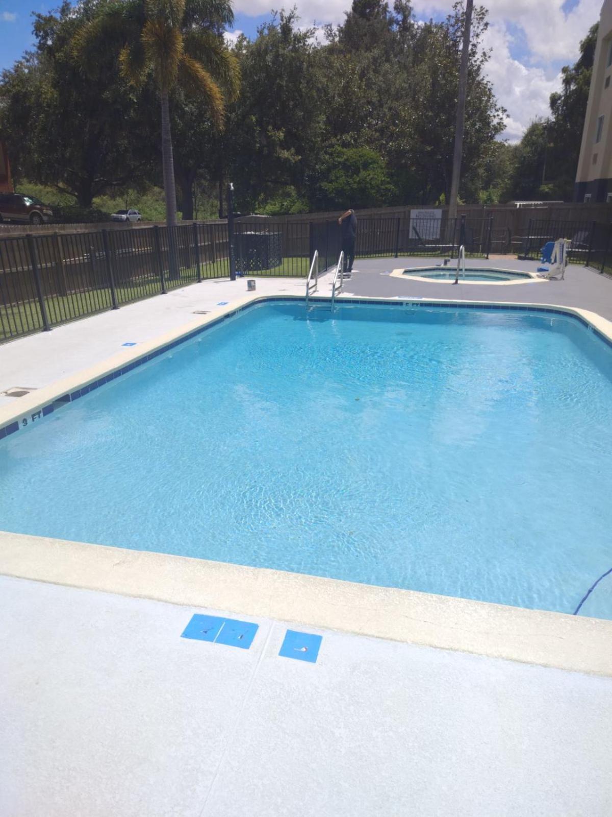 Fairfield And By Marriott Tampa North Hotel