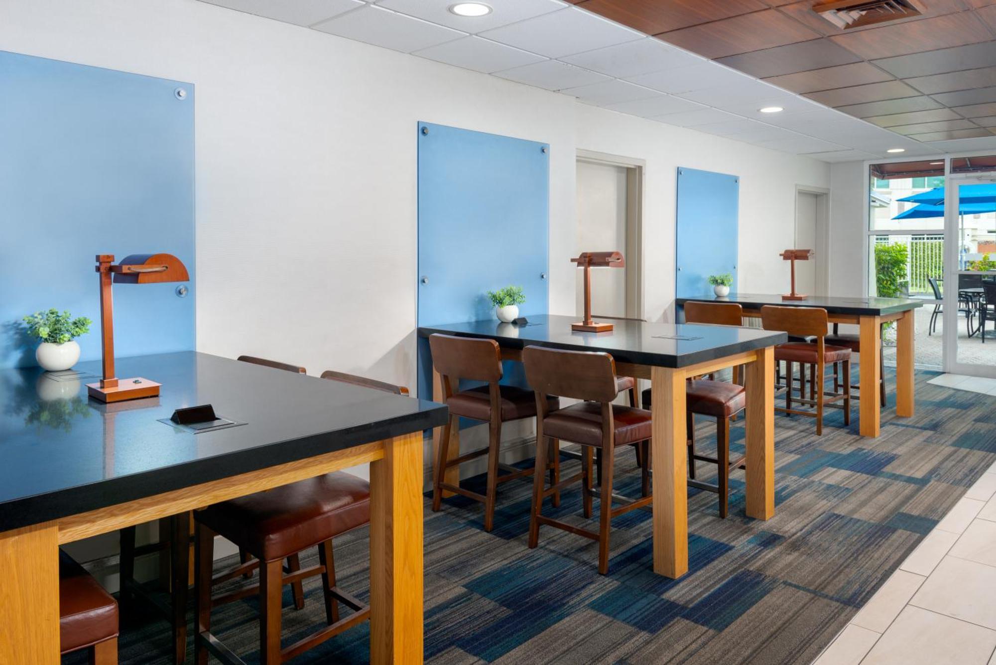 Hotel Express Miami Airport Area By Ihg