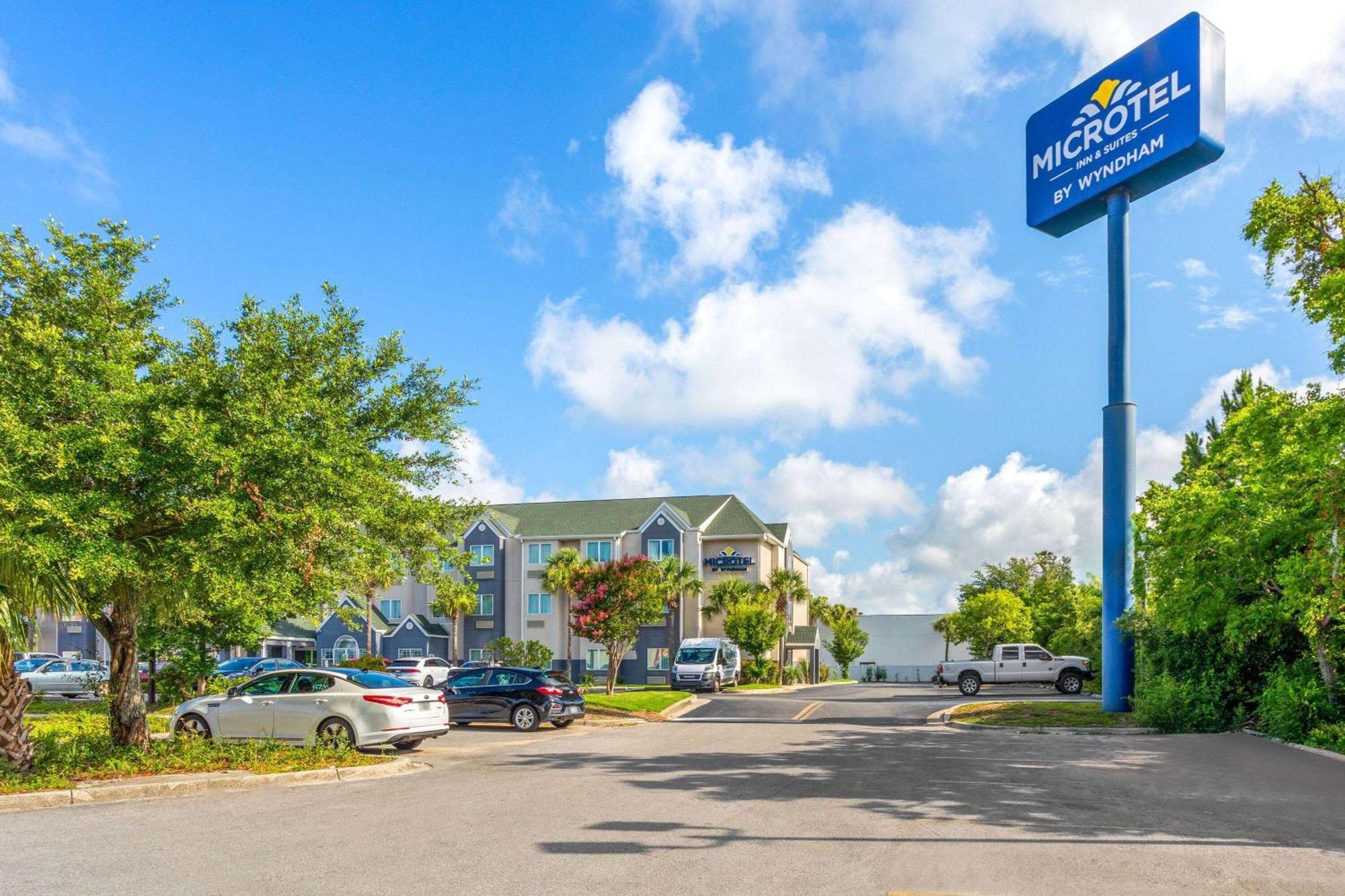 Microtel & By Wyndham Panama City