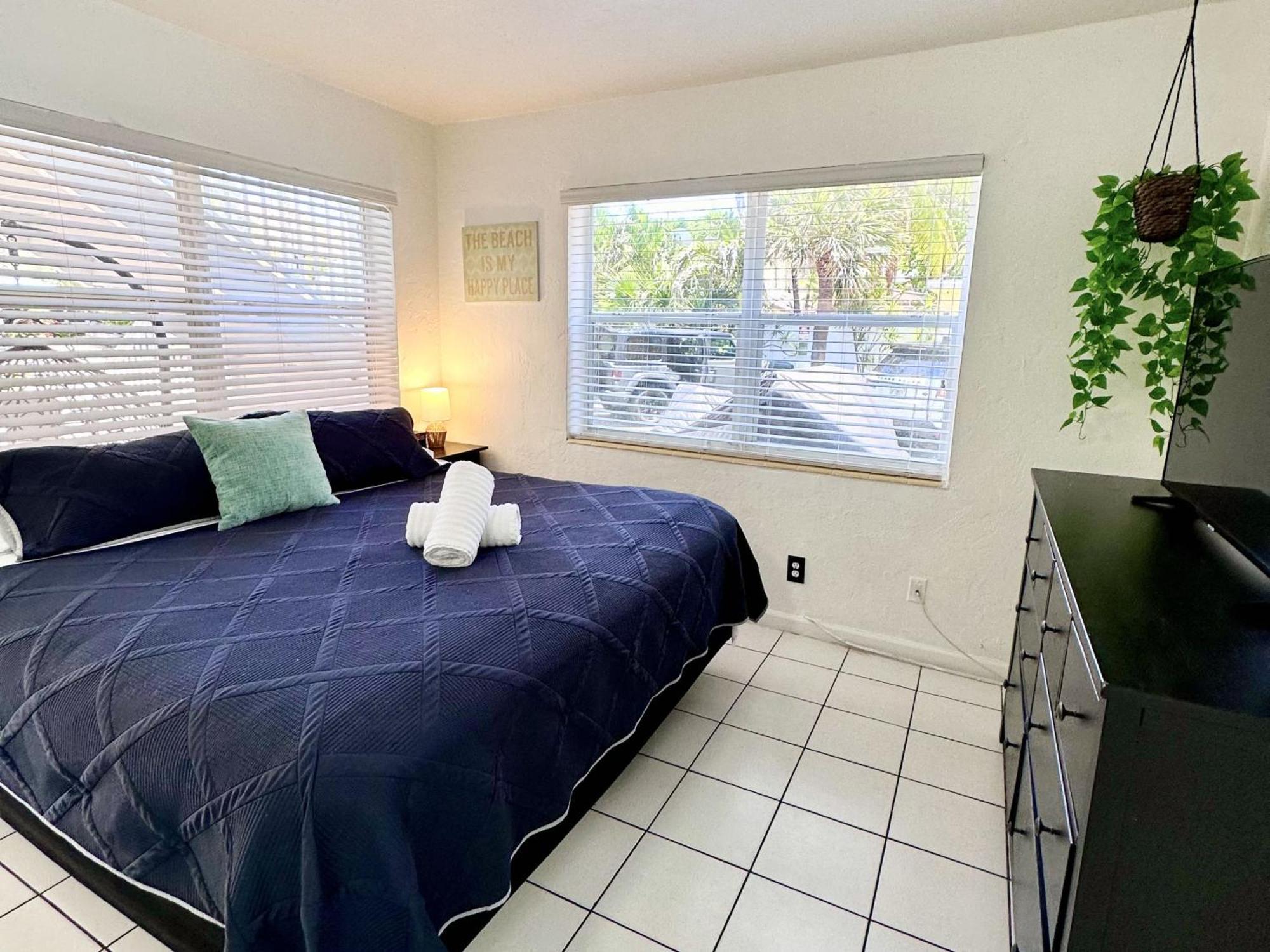Southwinds By The Gold Nests Motel Hollywood