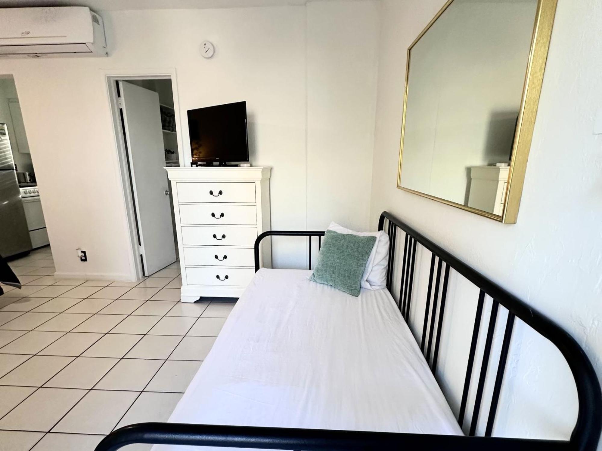 Southwinds By The Gold Nests 4* Hollywood