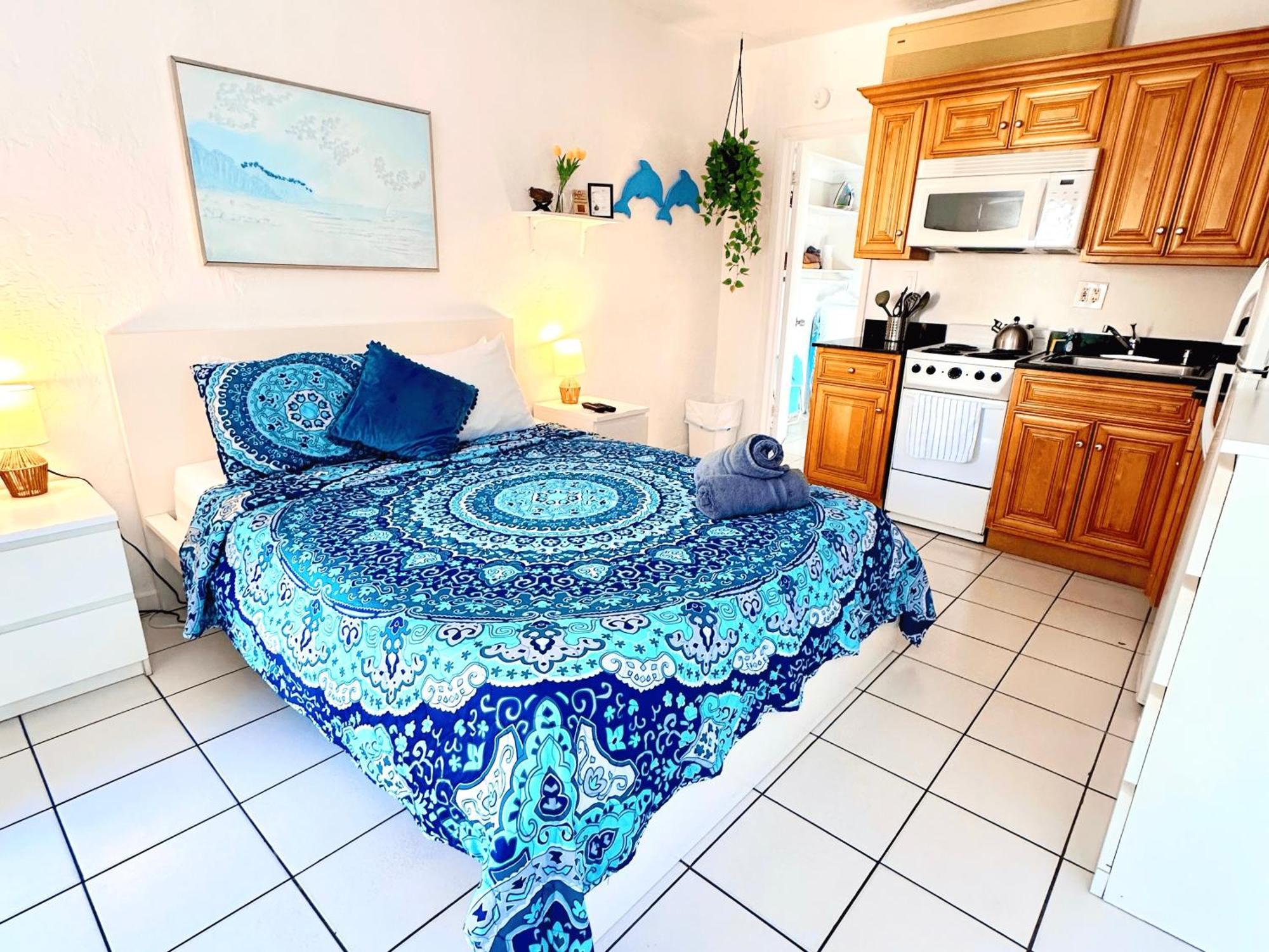 Southwinds By The Gold Nests Motel 4*
