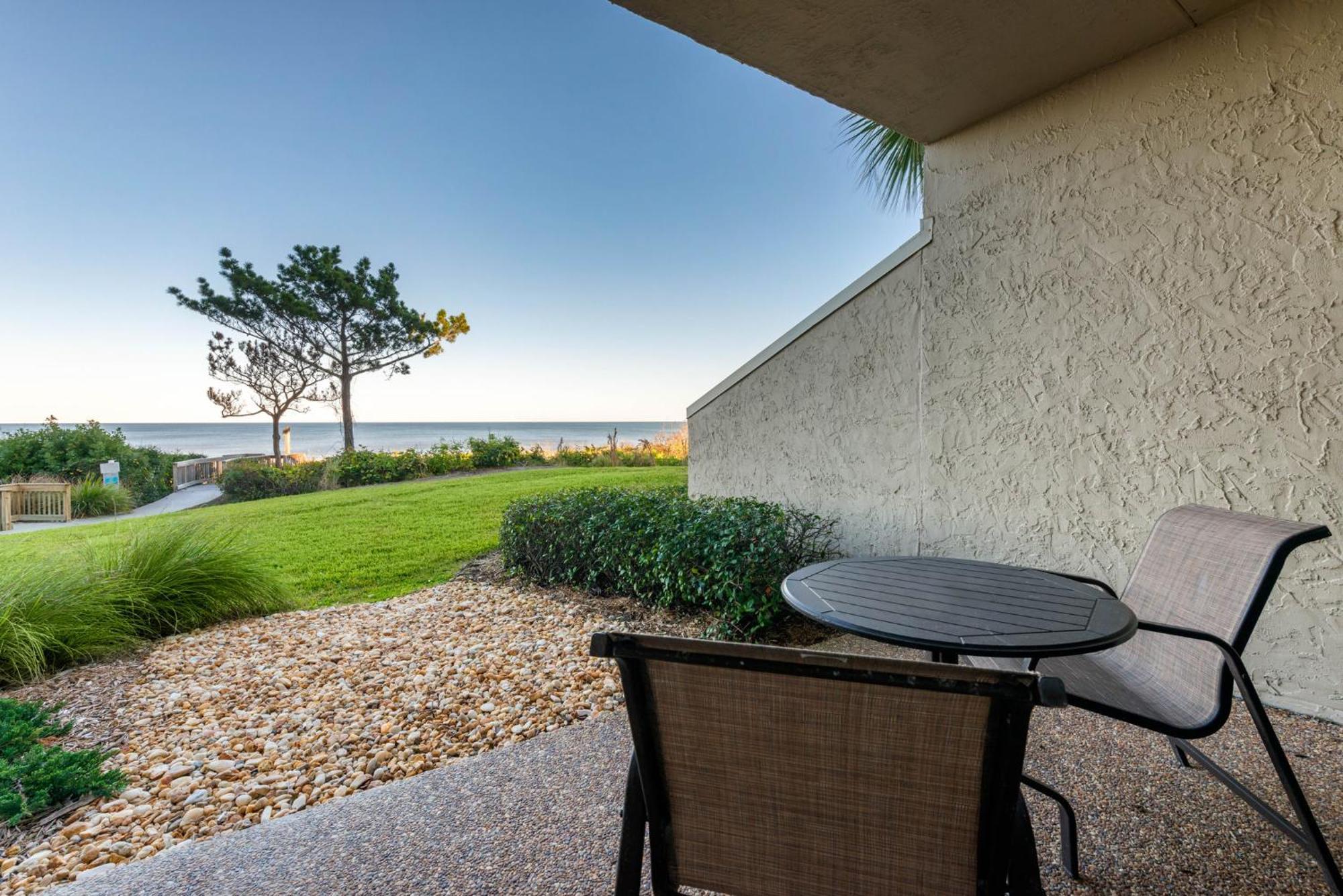 Of Amelia Island * Franklintown