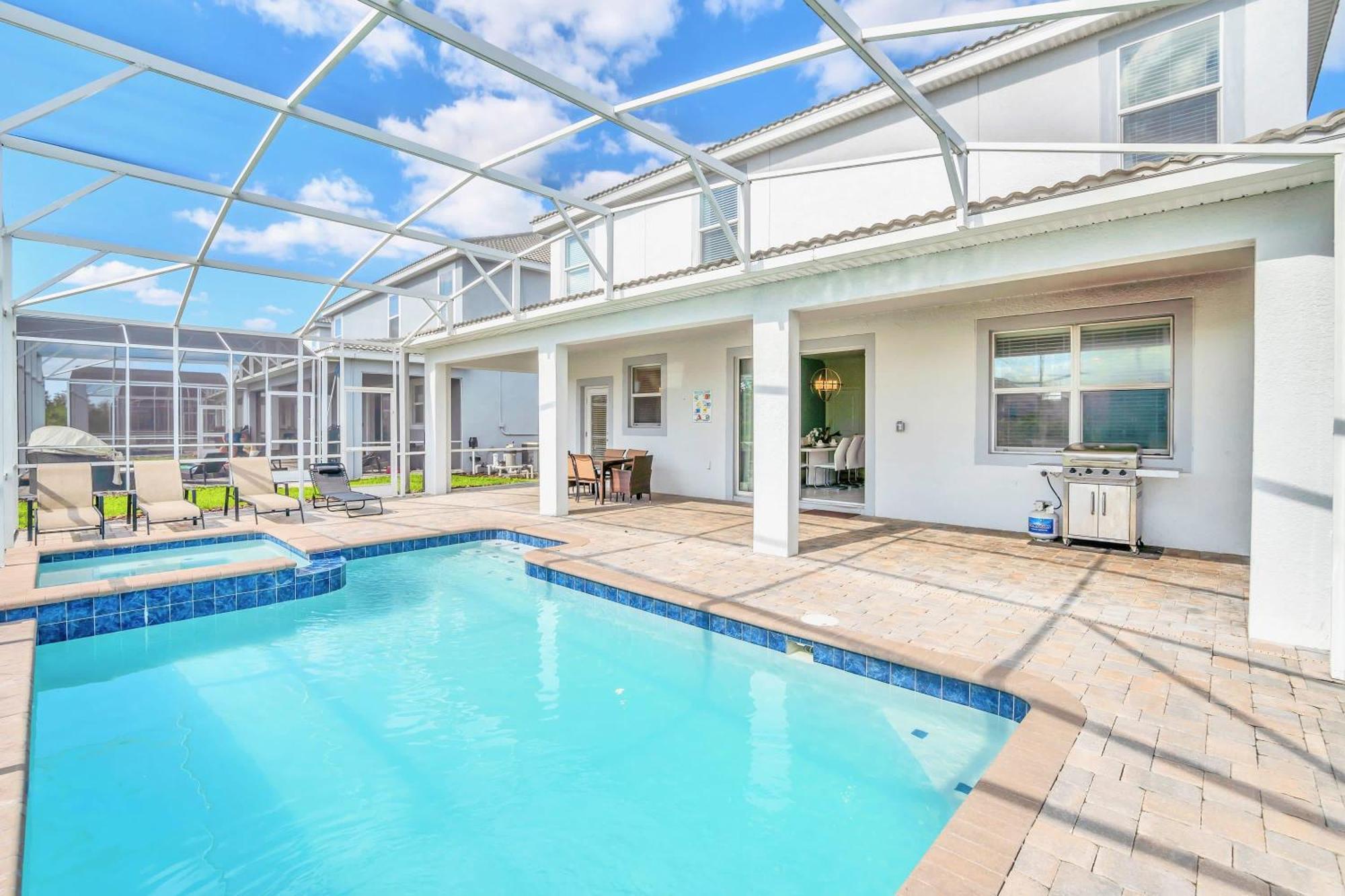 Stunning 8br With Bbq Pool And Theater * Davenport