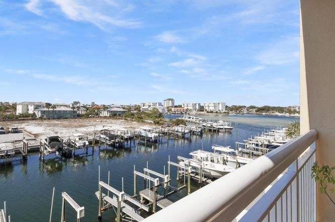 Holiday home Harbor Landing 102b - Beautiful Harbor Views