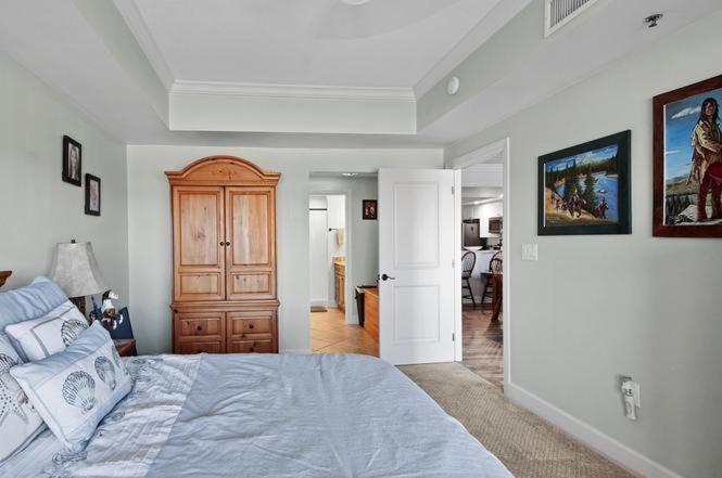 Harbor Landing 102b - Beautiful Harbor Views Holiday home *