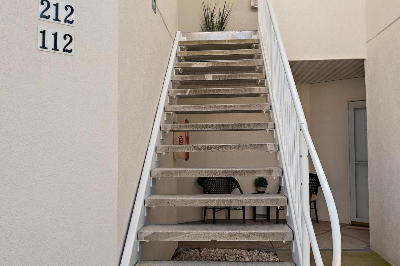 Isla Del Sol Vista East 2 212 2 Bd 2 Ba